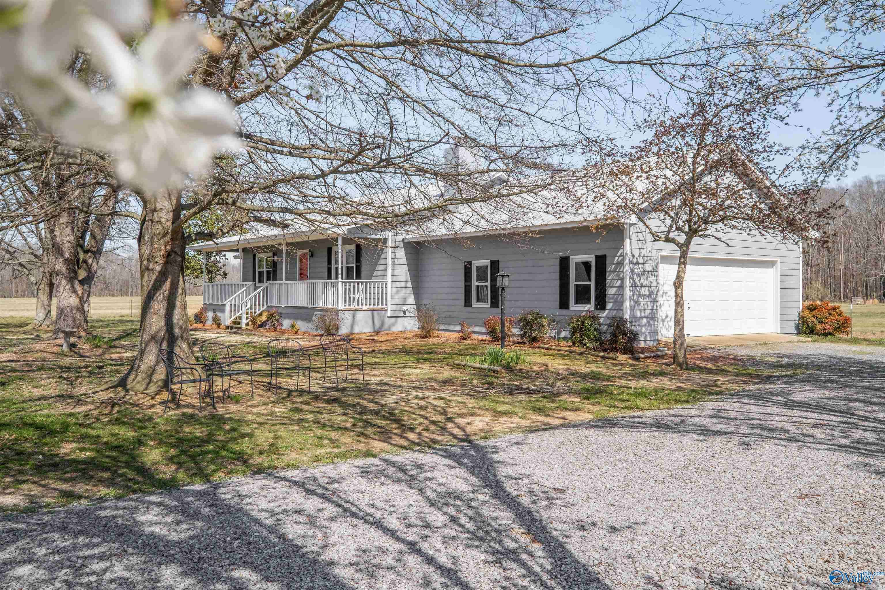 Centre, AL 35960,245 County Road 436