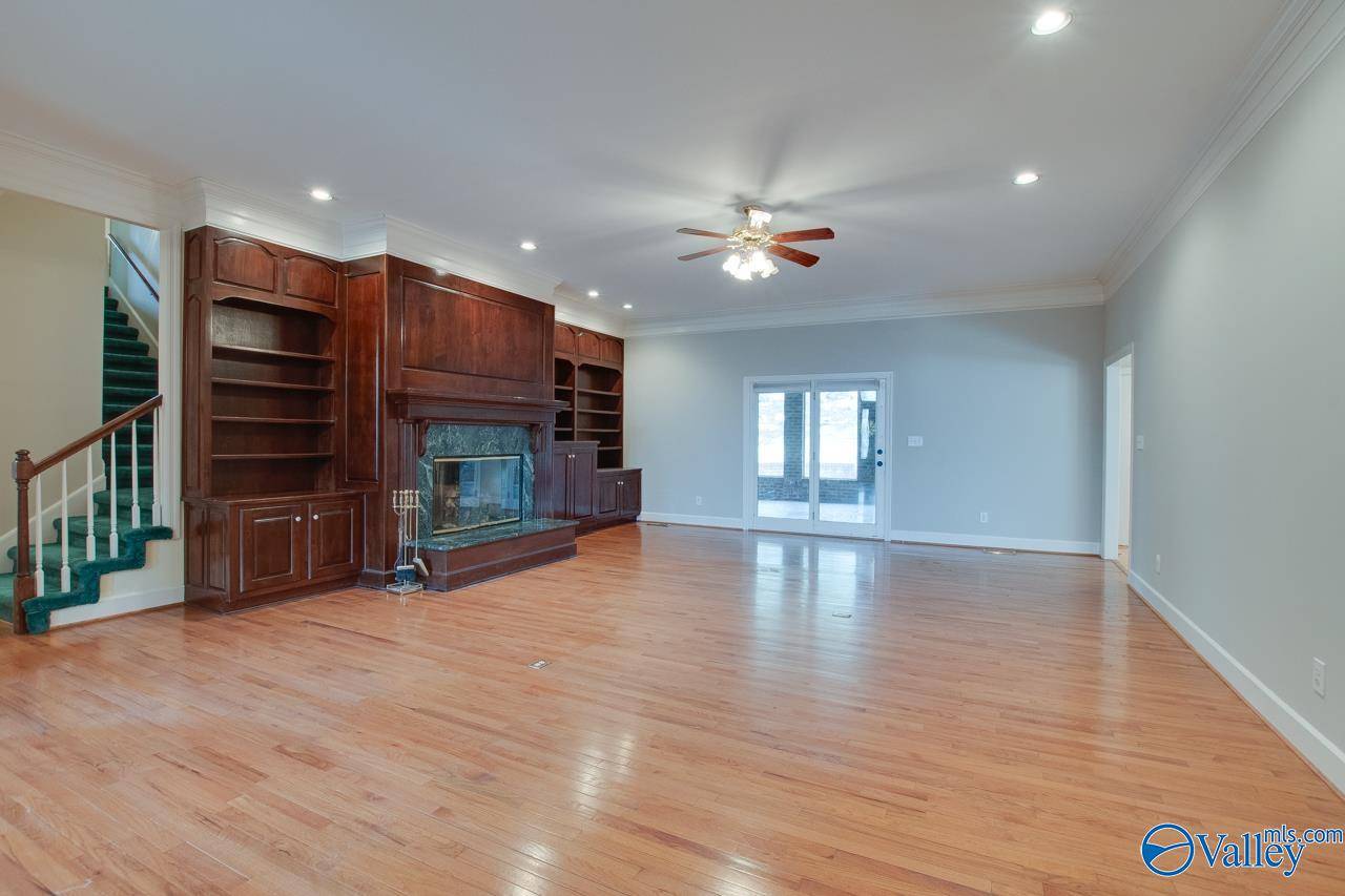 Huntsville, AL 35802,1731 Drake Avenue SE