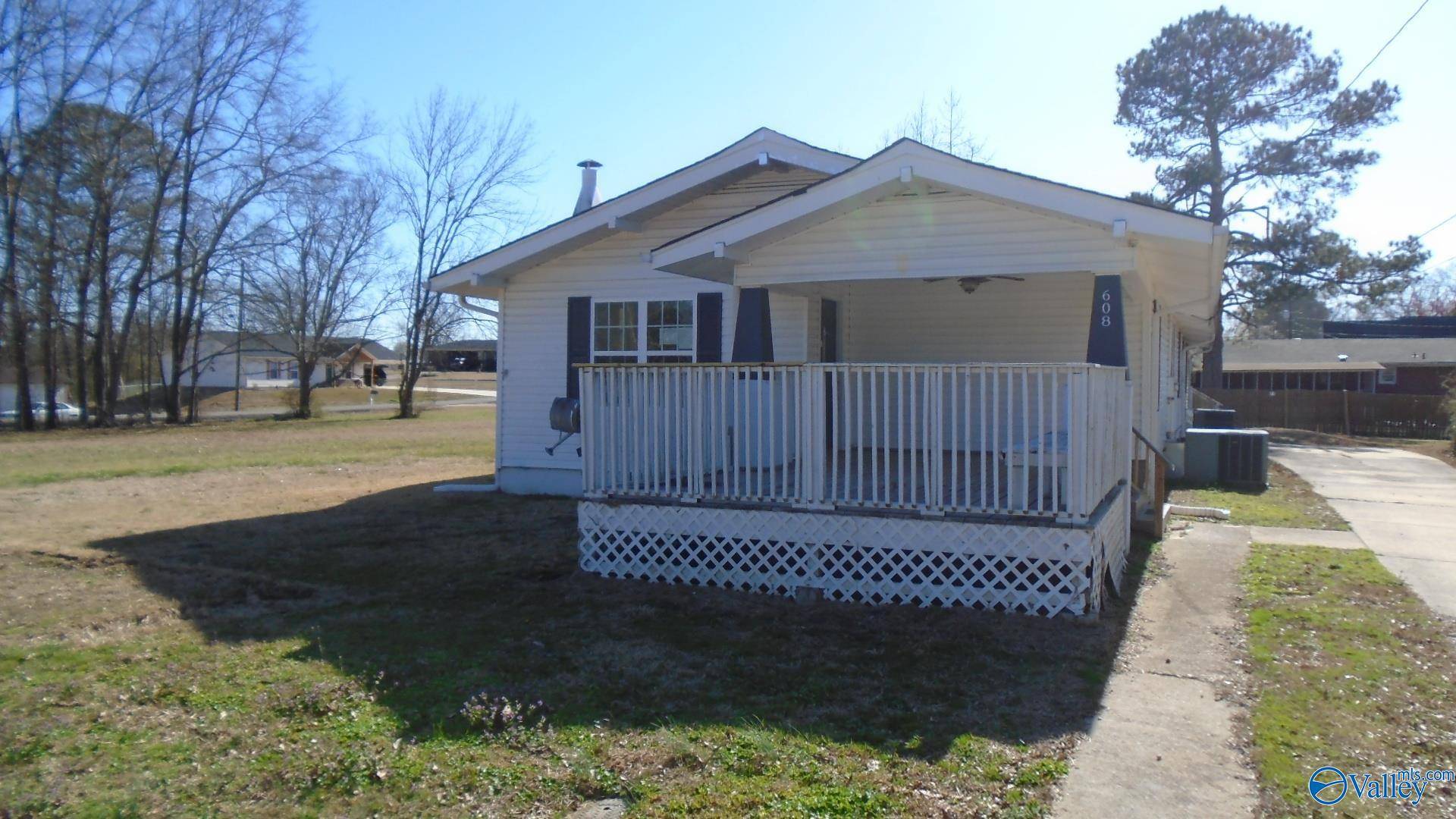 Attalla, AL 35954,608 10th Avenue SW