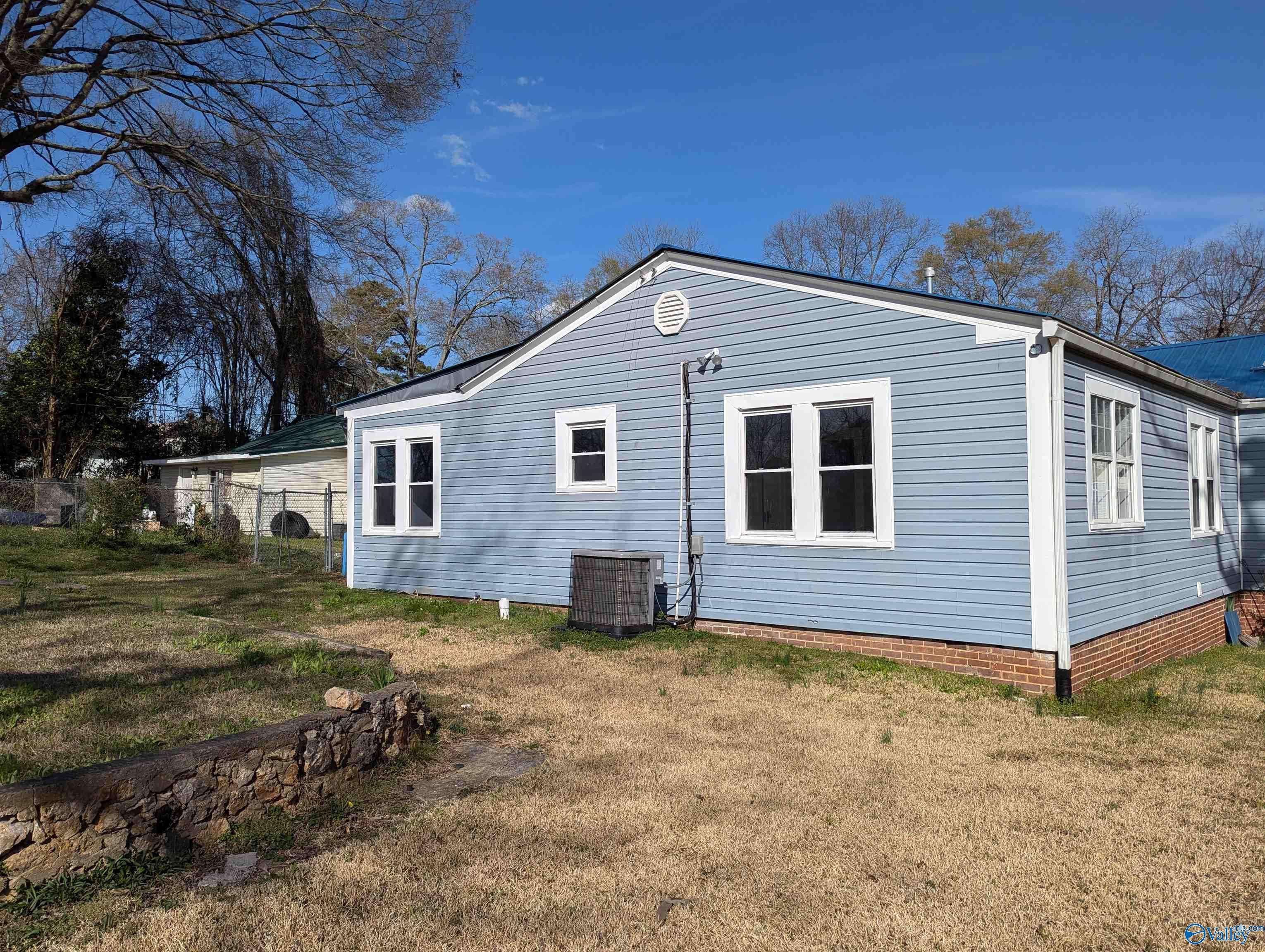 Gadsden, AL 35901,903 Spruce Street