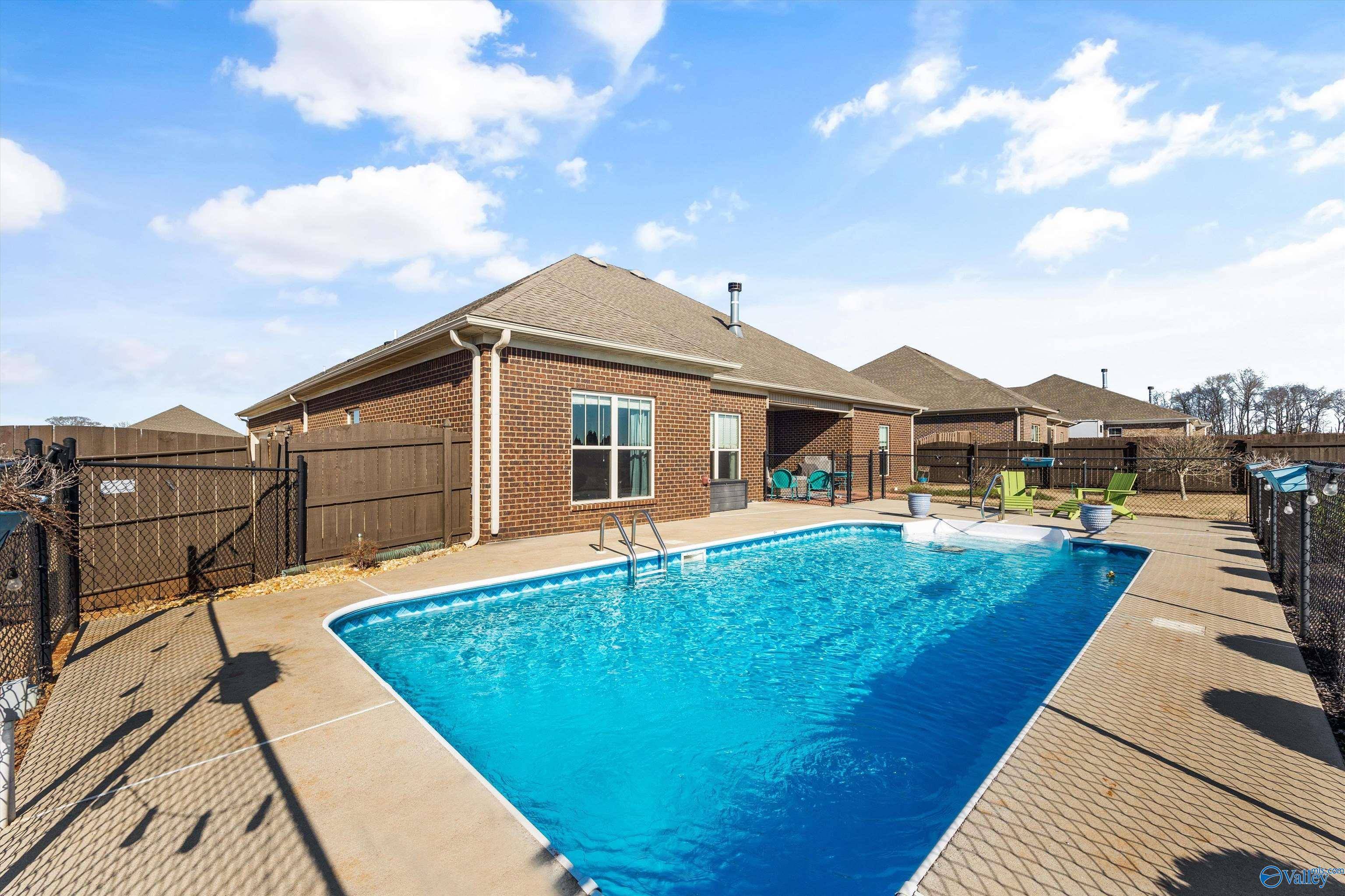 Meridianville, AL 35759,243 Cozy Creek Road