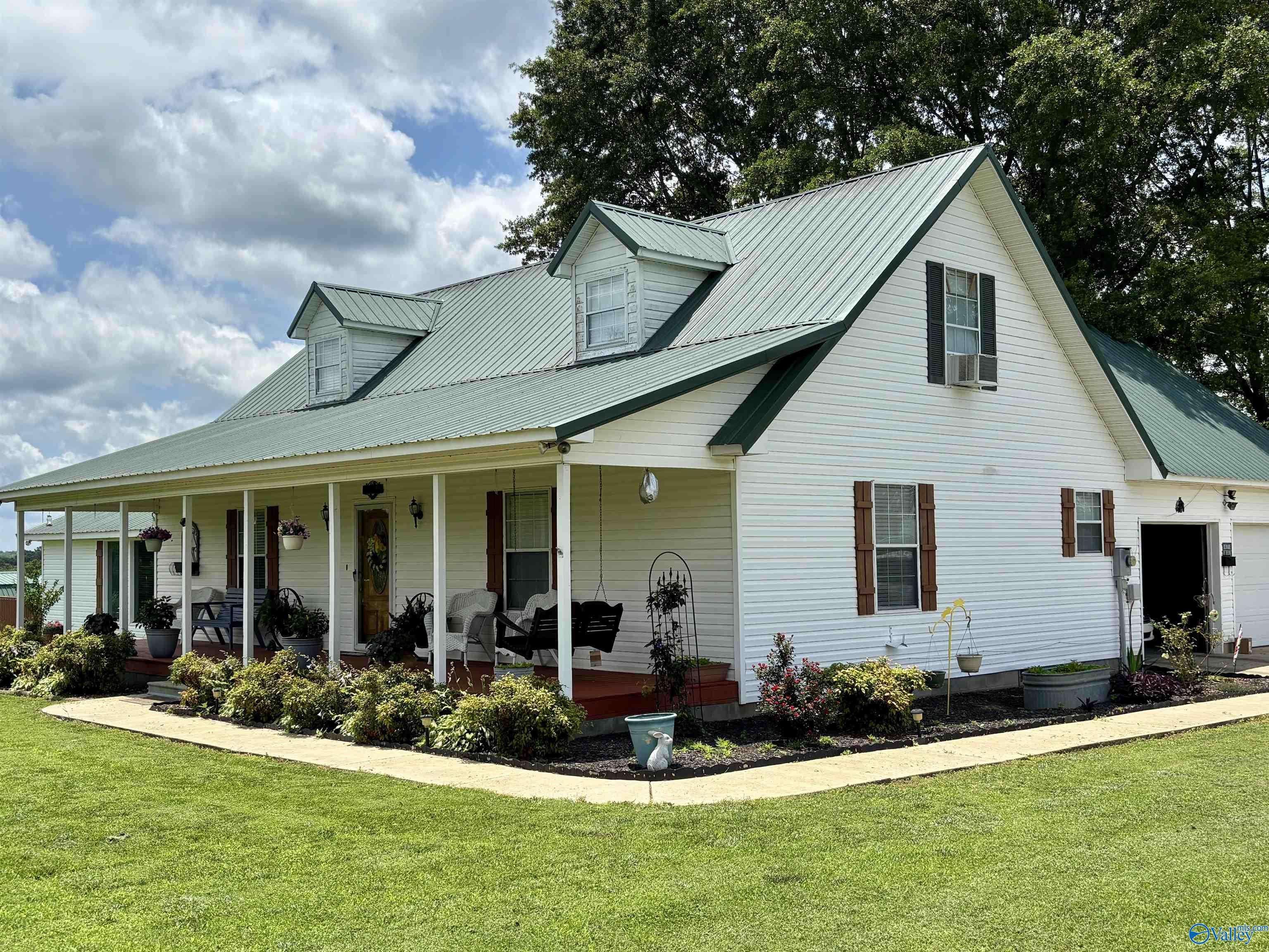 Albertville, AL 35951,3305 Hustleville Road