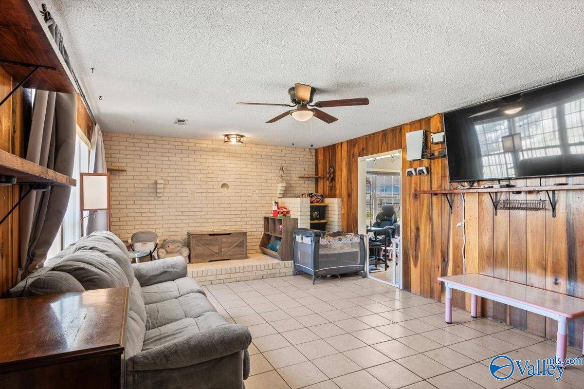 New Hope, AL 35760,197 Sam Maples Road