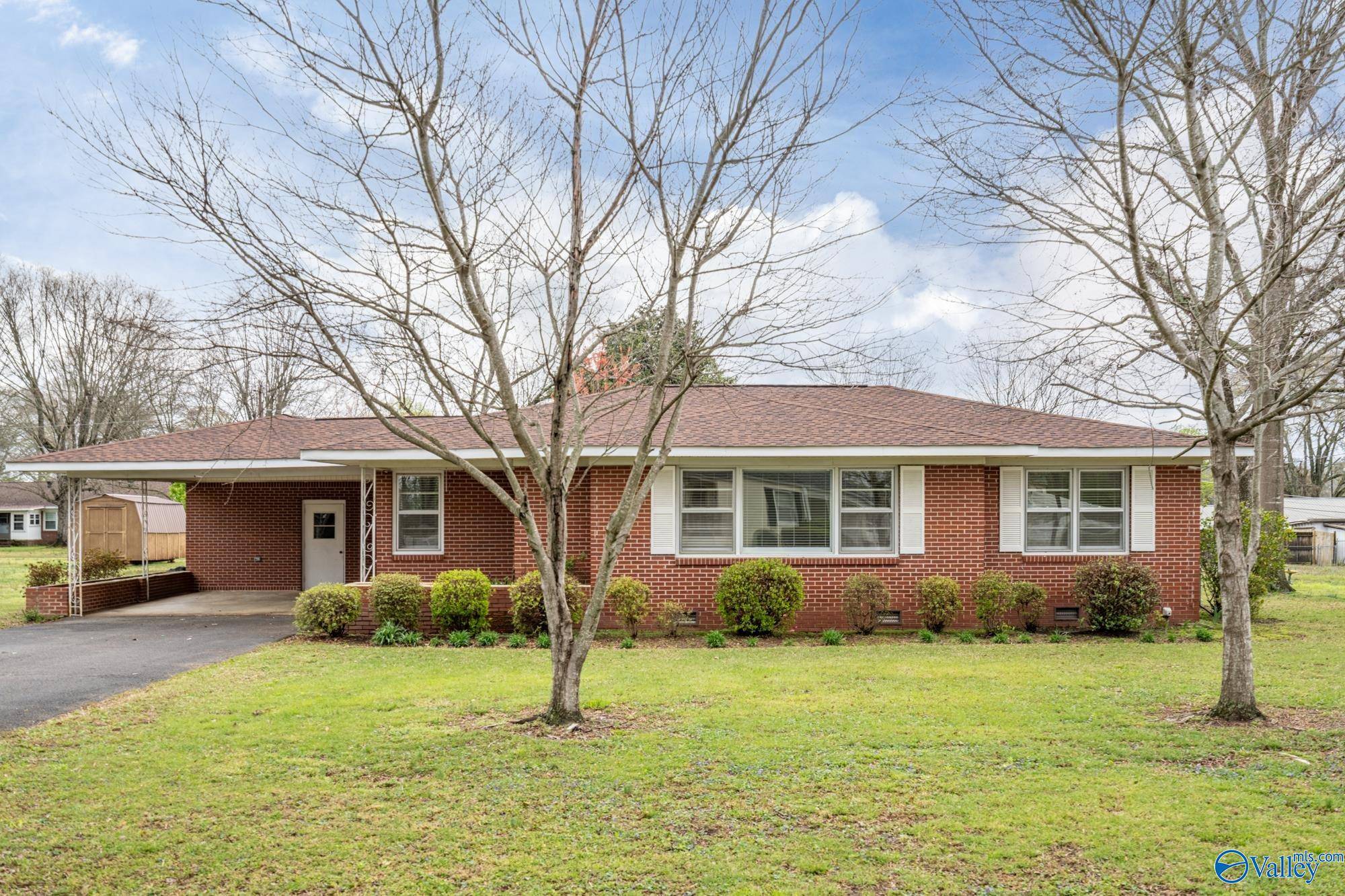 Centre, AL 35960,210 Auburn Street
