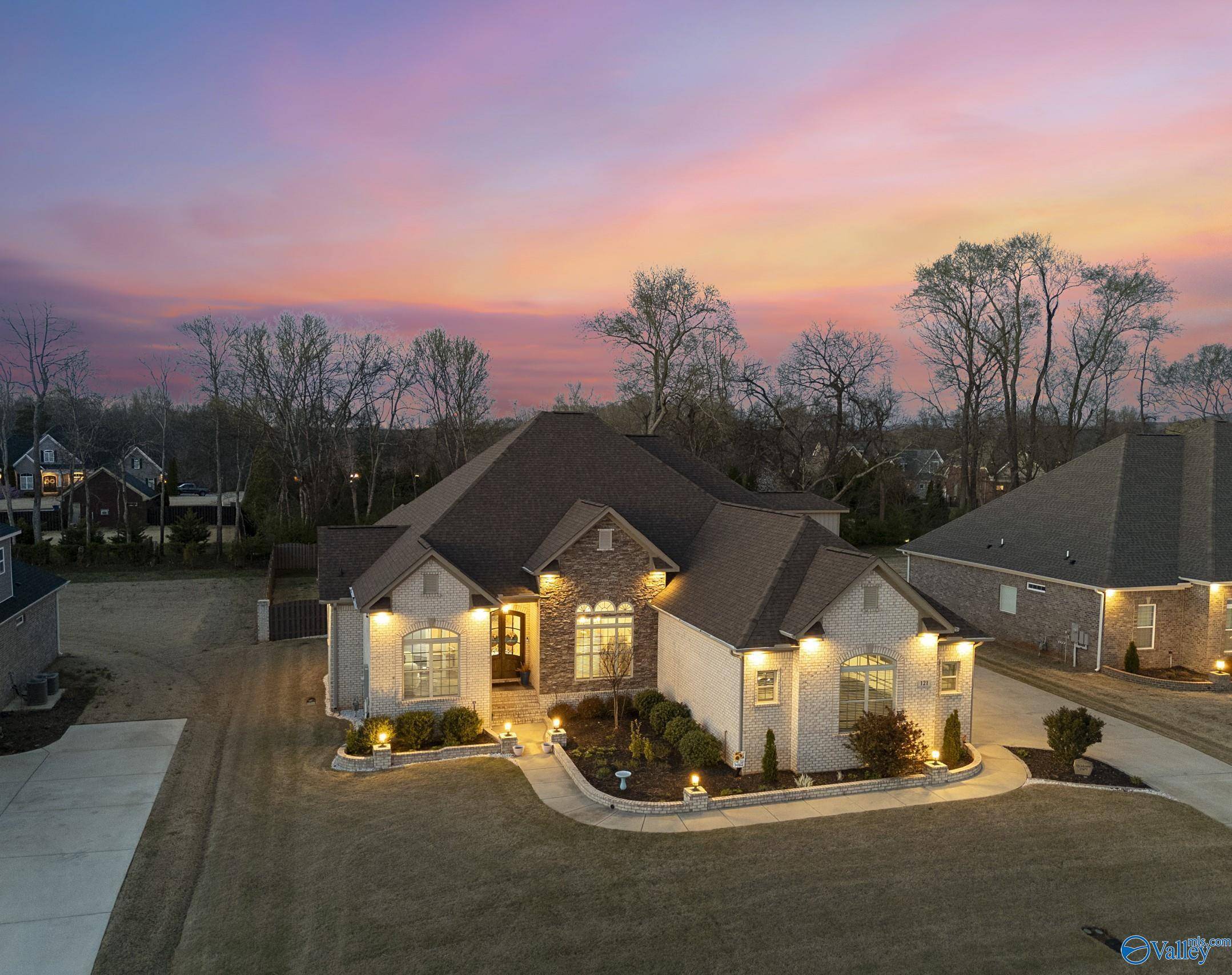 Huntsville, AL 35811,121 Phillipsridge Drive