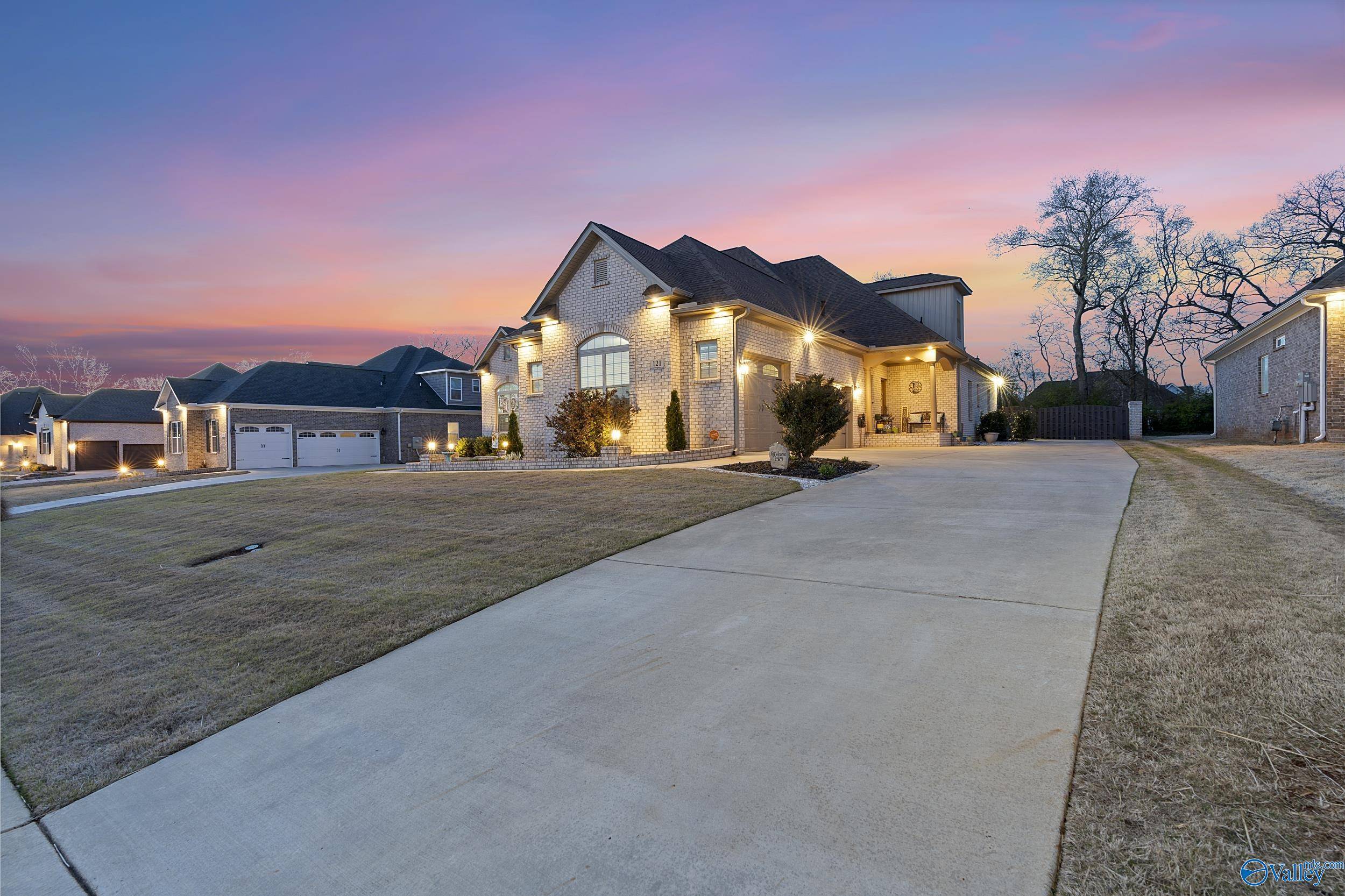 Huntsville, AL 35811,121 Phillipsridge Drive