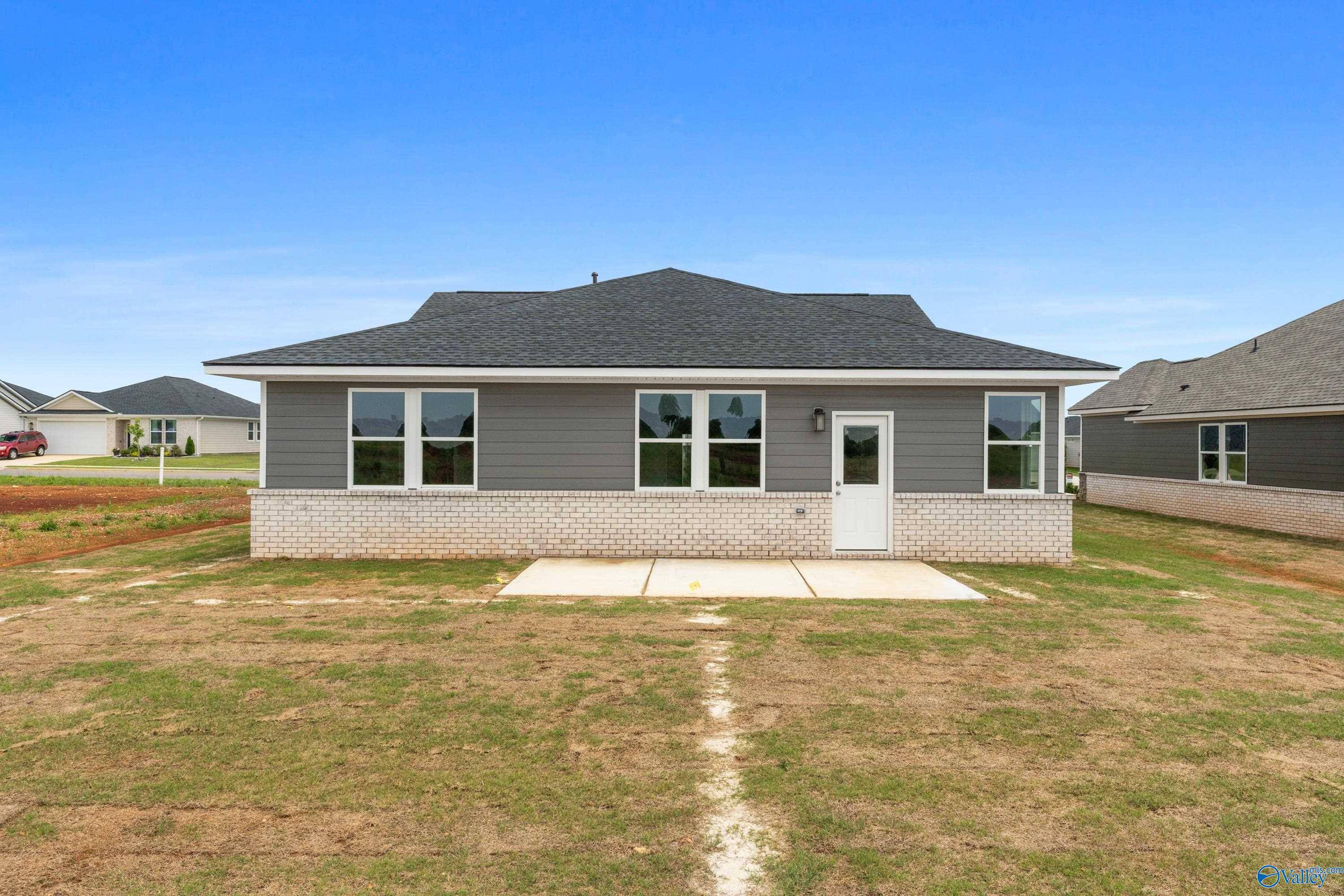 Athens, AL 35613,12605 Buck Road