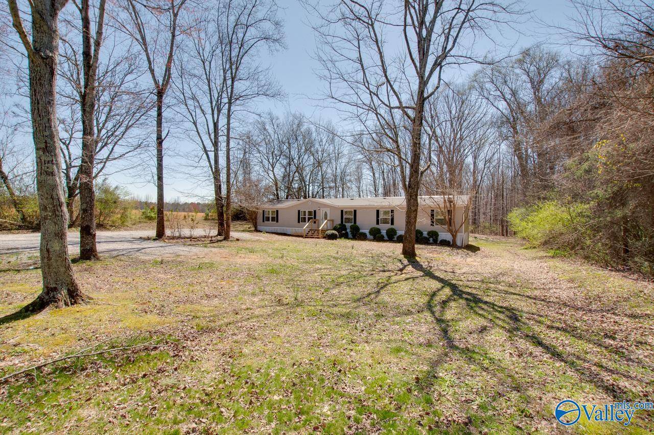 Ardmore, AL 35739,3656 Ready Section Road