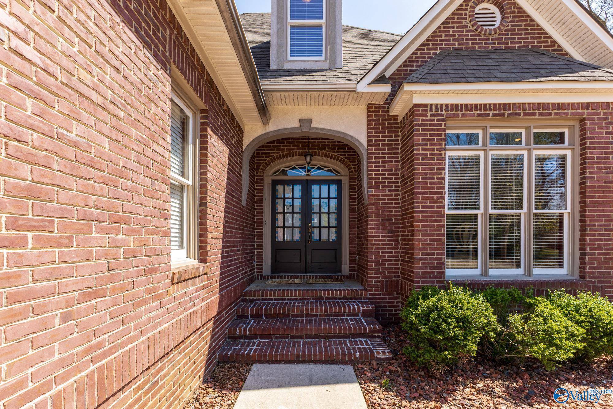 Athens, AL 35613,105 Lexington Drive