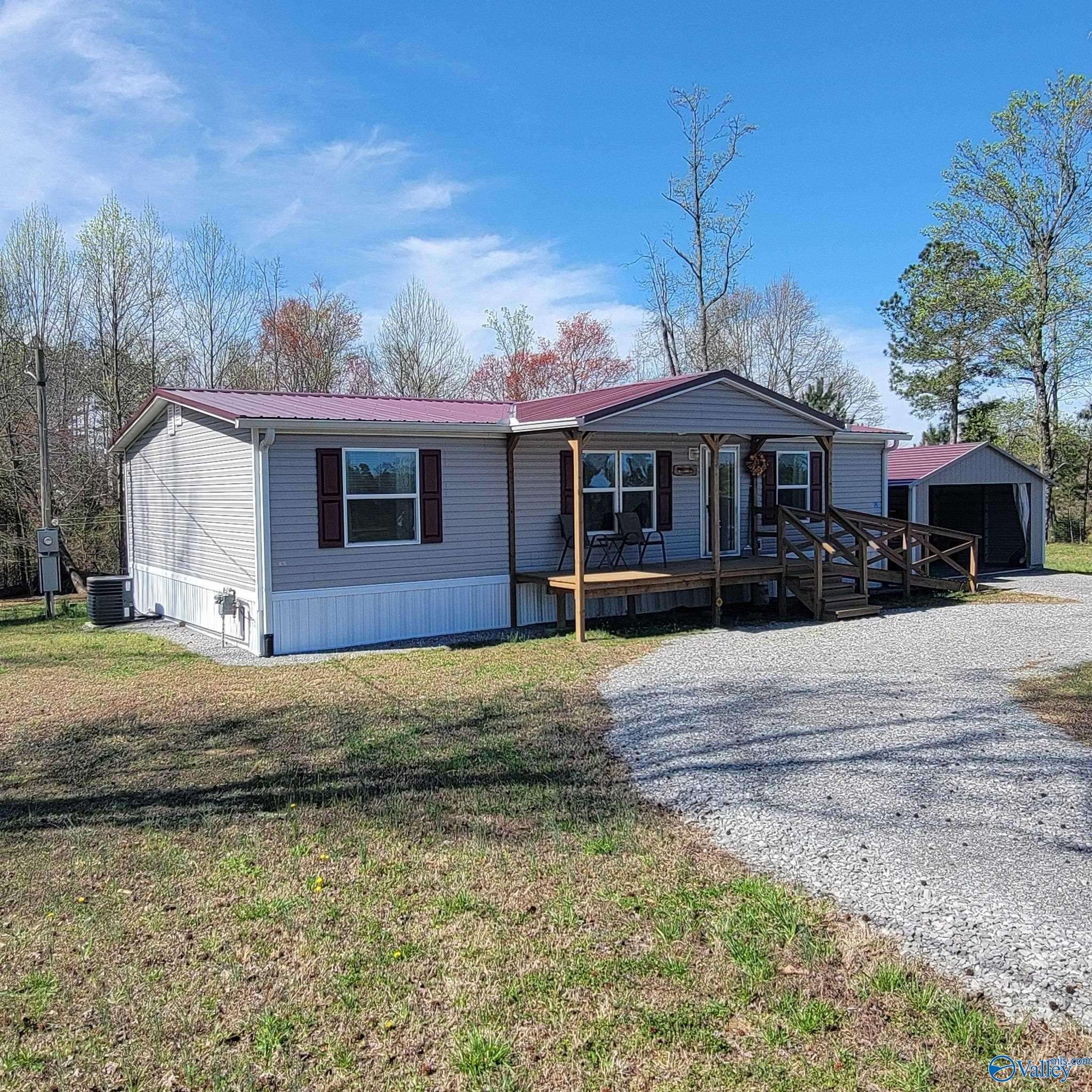 Guntersville, AL 35976,180 Williams Lane
