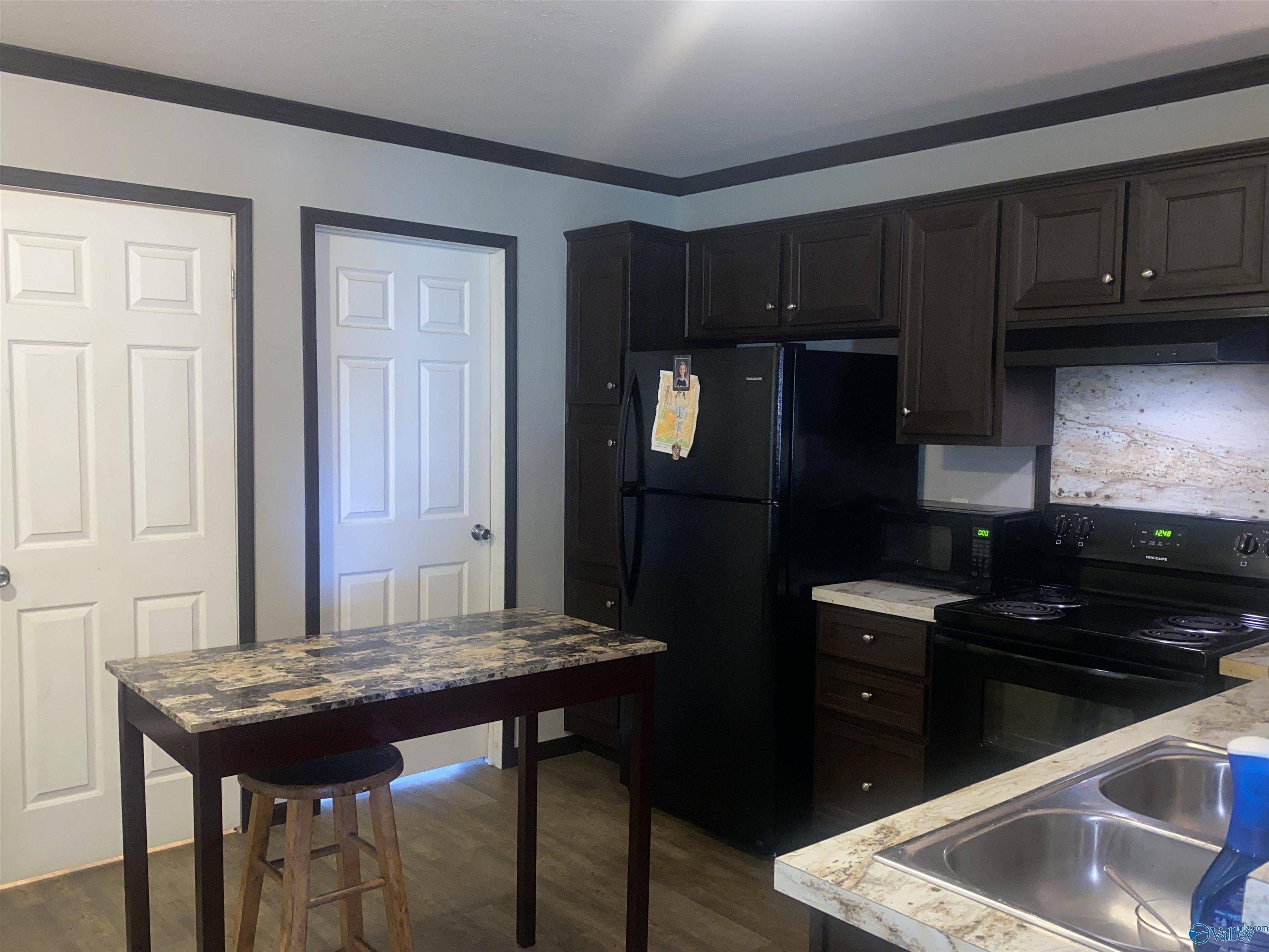Tanner, AL 35671,10420 US Highway 31