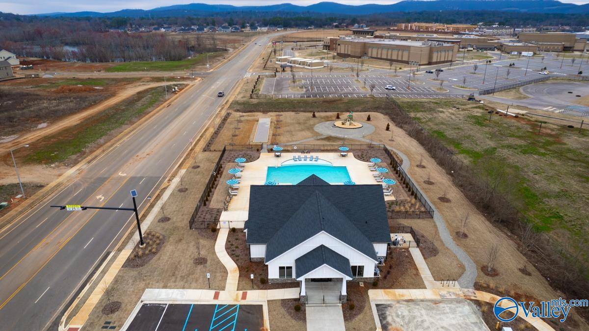 Huntsville, AL 35802,8033 Tupelo Gum Trace
