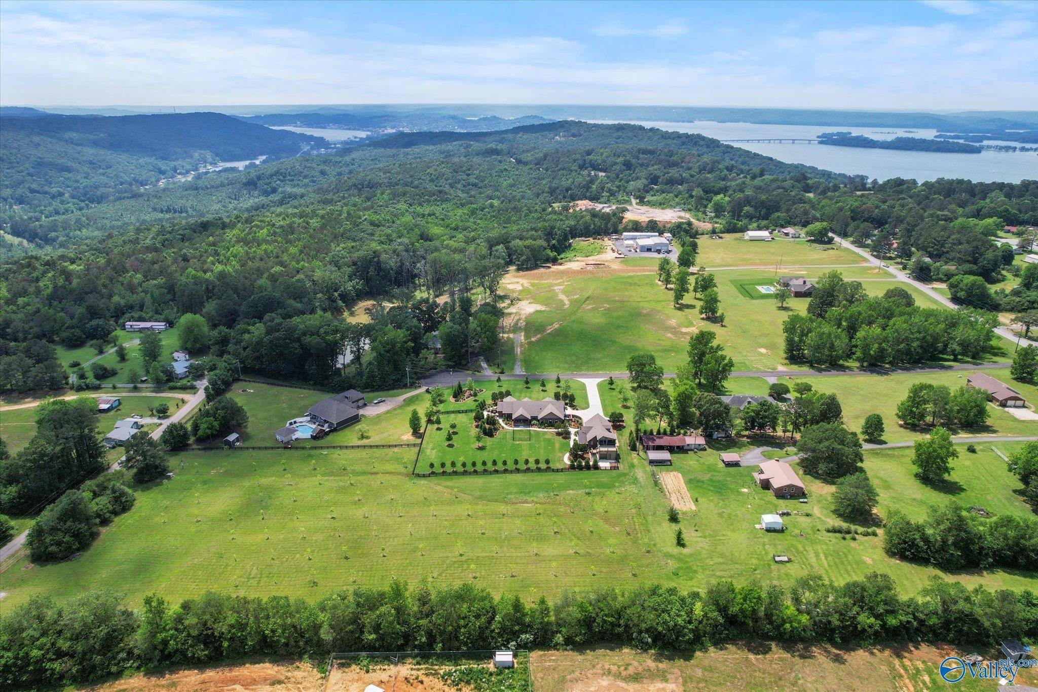 Albertville, AL 35951,111 Appaloosa Drive