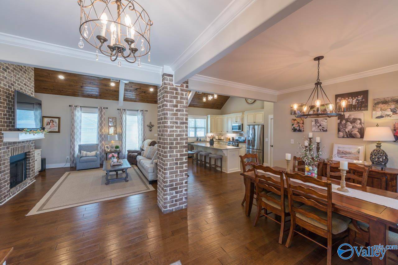 Athens, AL 35613,23276 Saint John Road