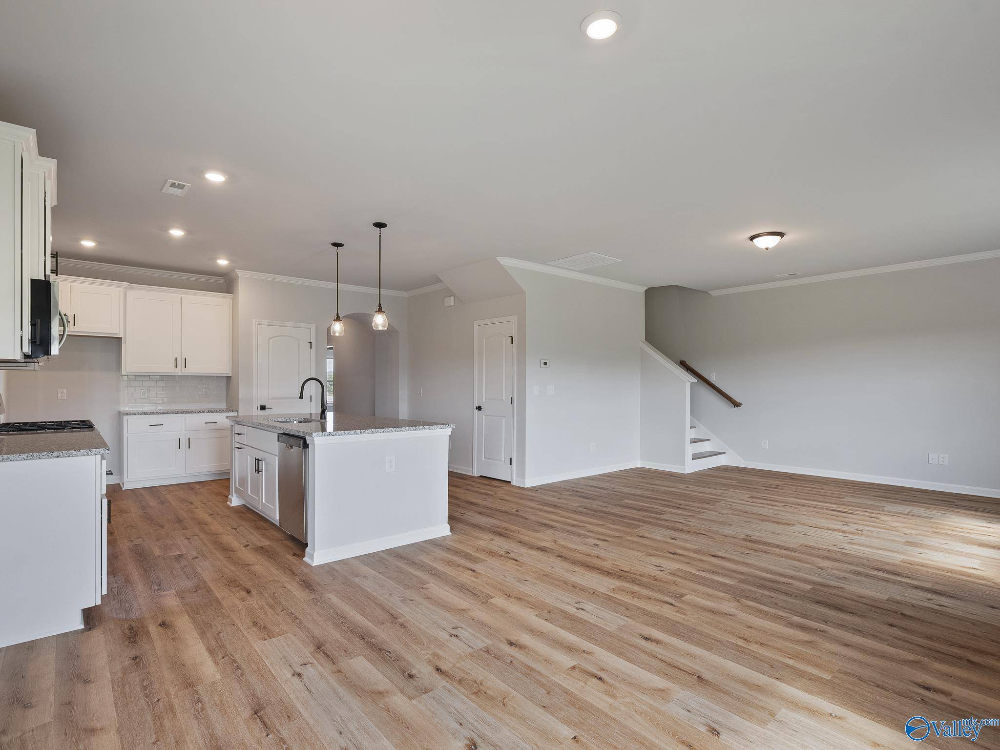 New Market, AL 35761,183 Saddle Street
