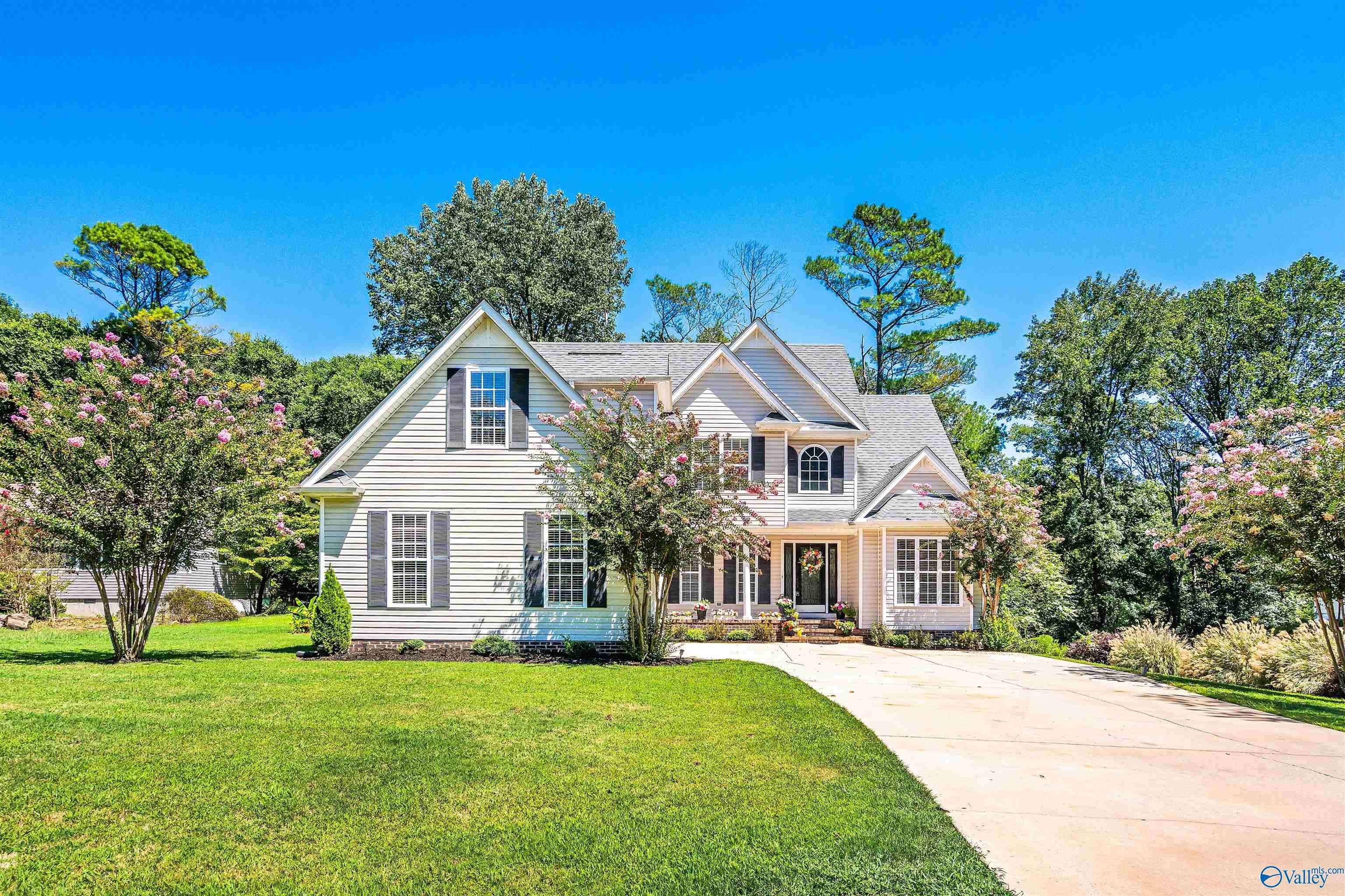 Elkmont, AL 35620,24766 Dogwood Drive