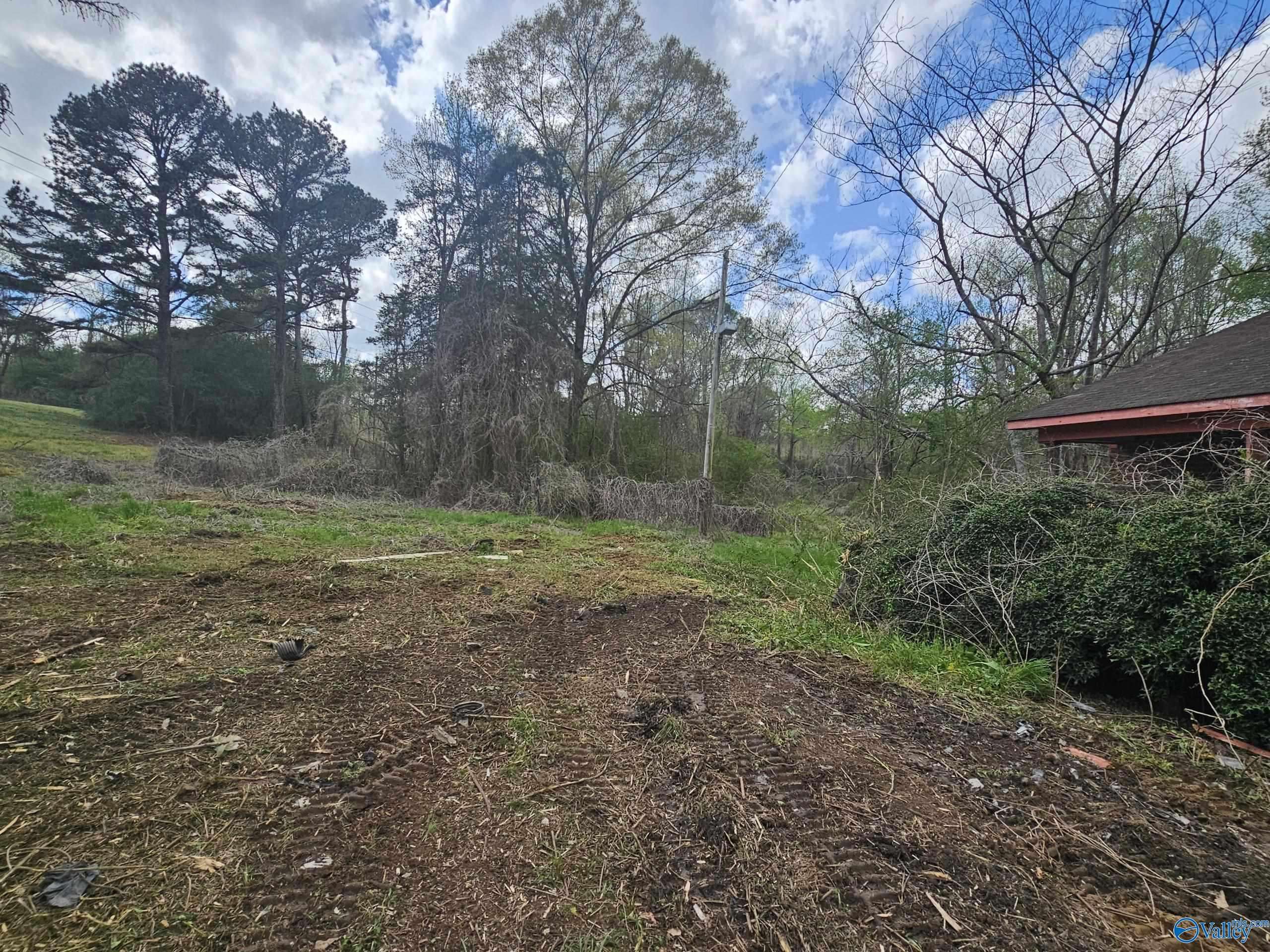 Vinemont, AL 35179,1006 County Road 1233