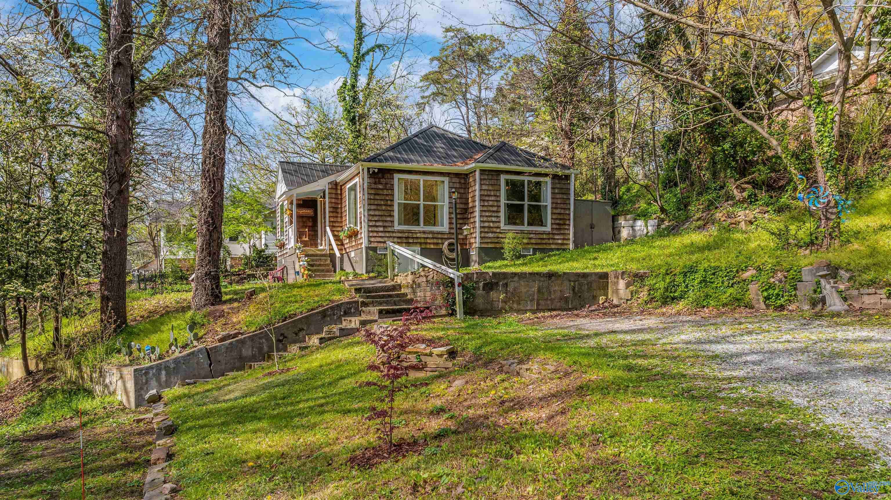 Fort Payne, AL 35967,102 Rainbow Drive SW