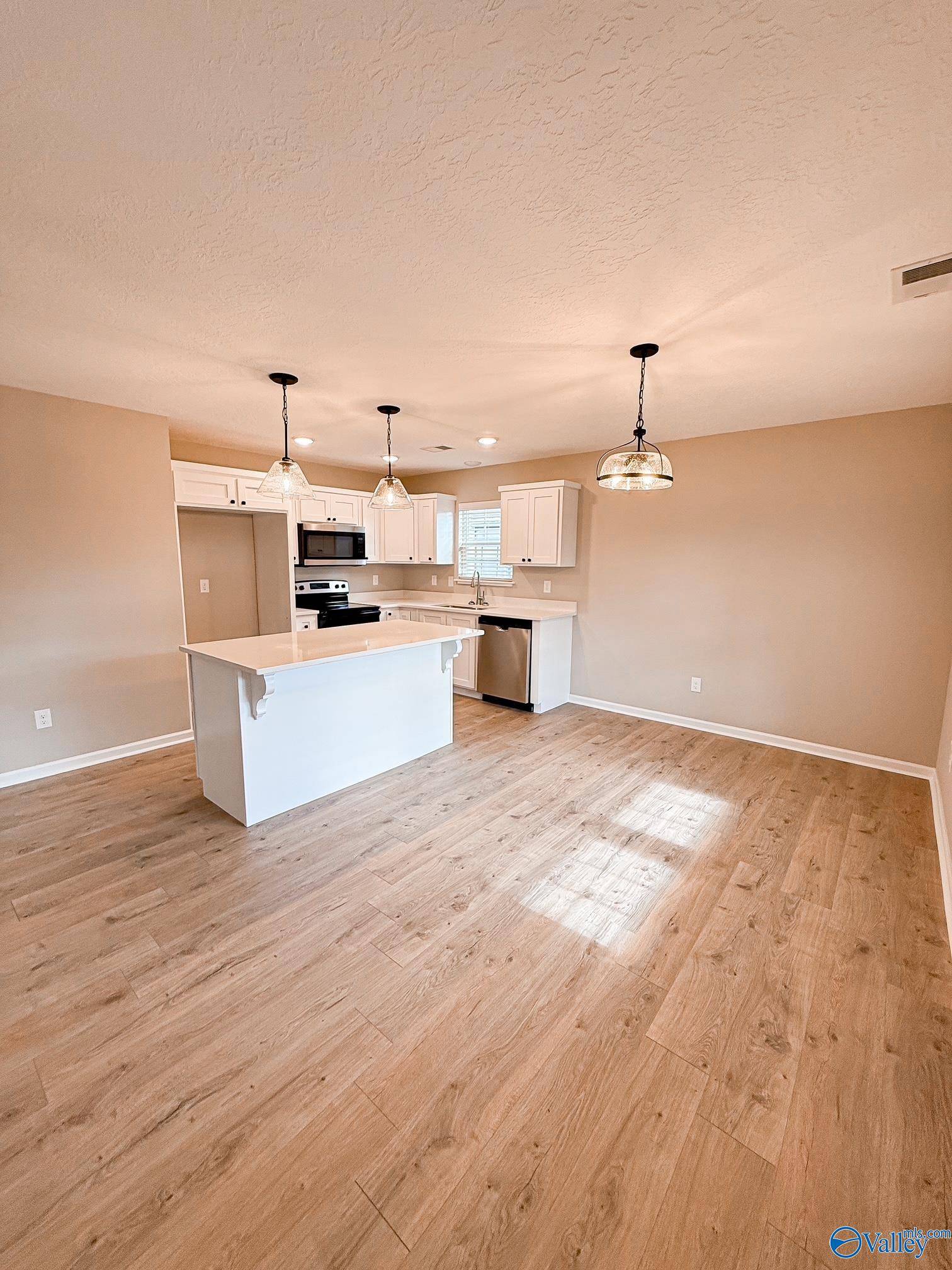 Gadsden, AL 35903,920 Wilson Avenue