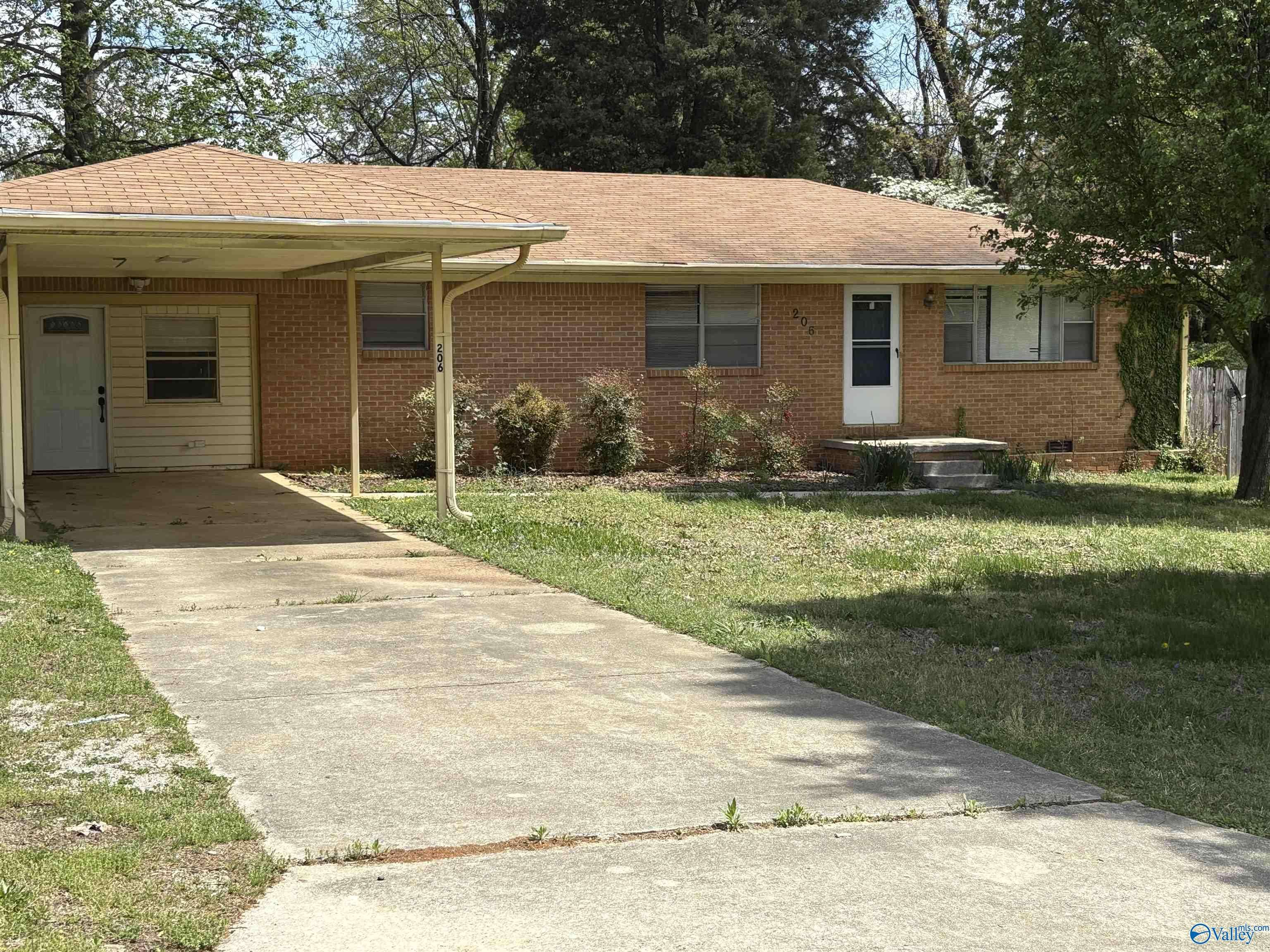 Madison, AL 35758,206 Foy Road