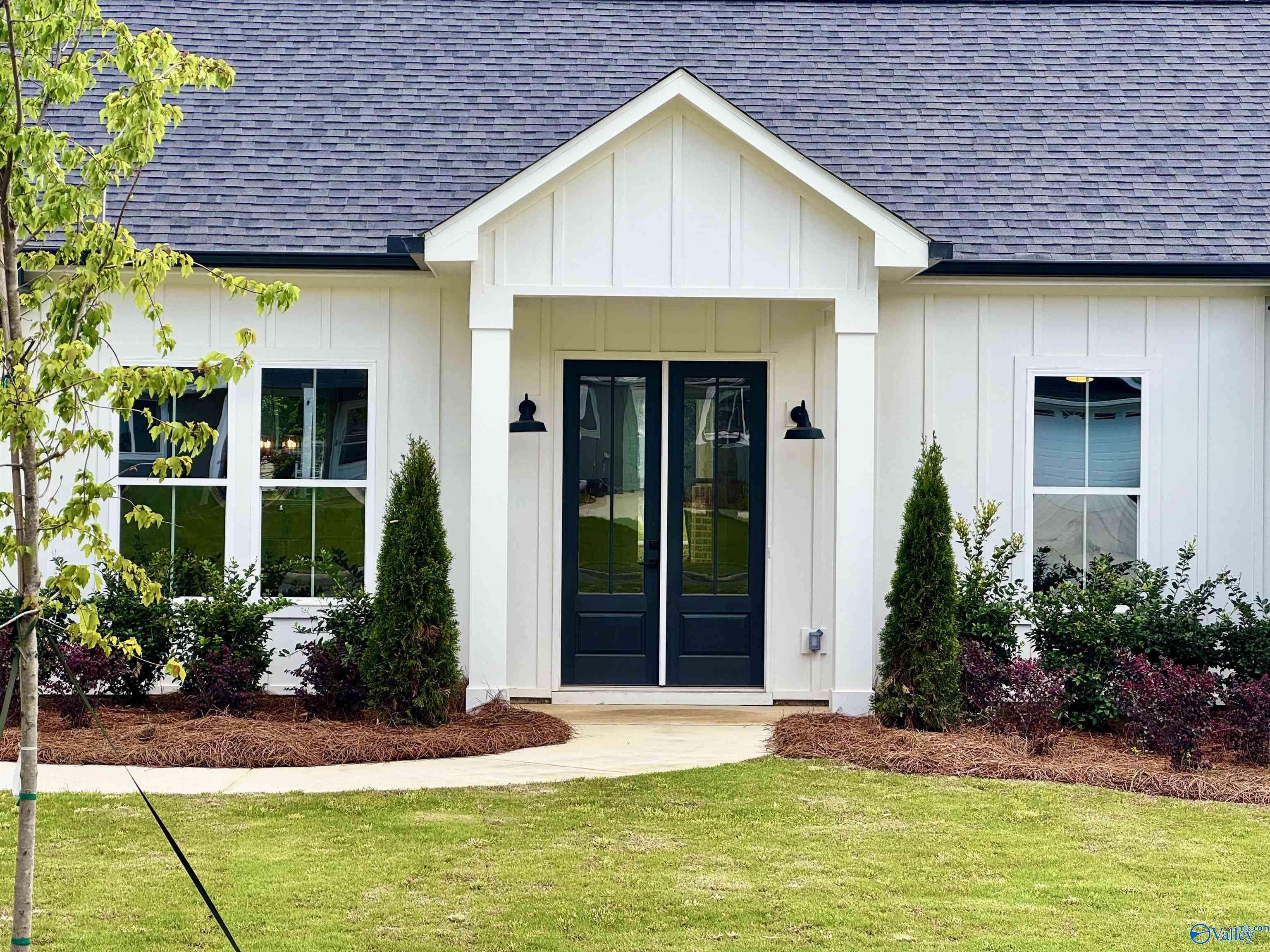 Leesburg, AL 35983,200 Cade Circle