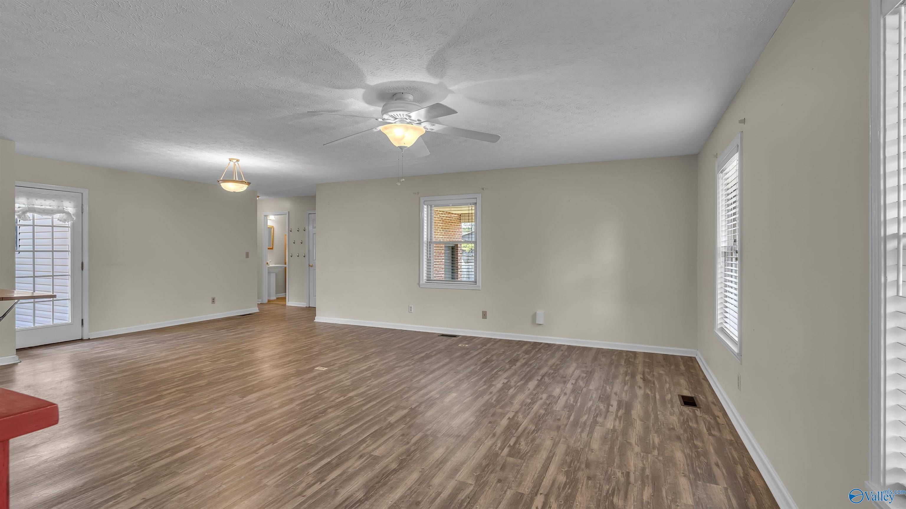 Hokes Bluff, AL 35903,3355 Williams Street