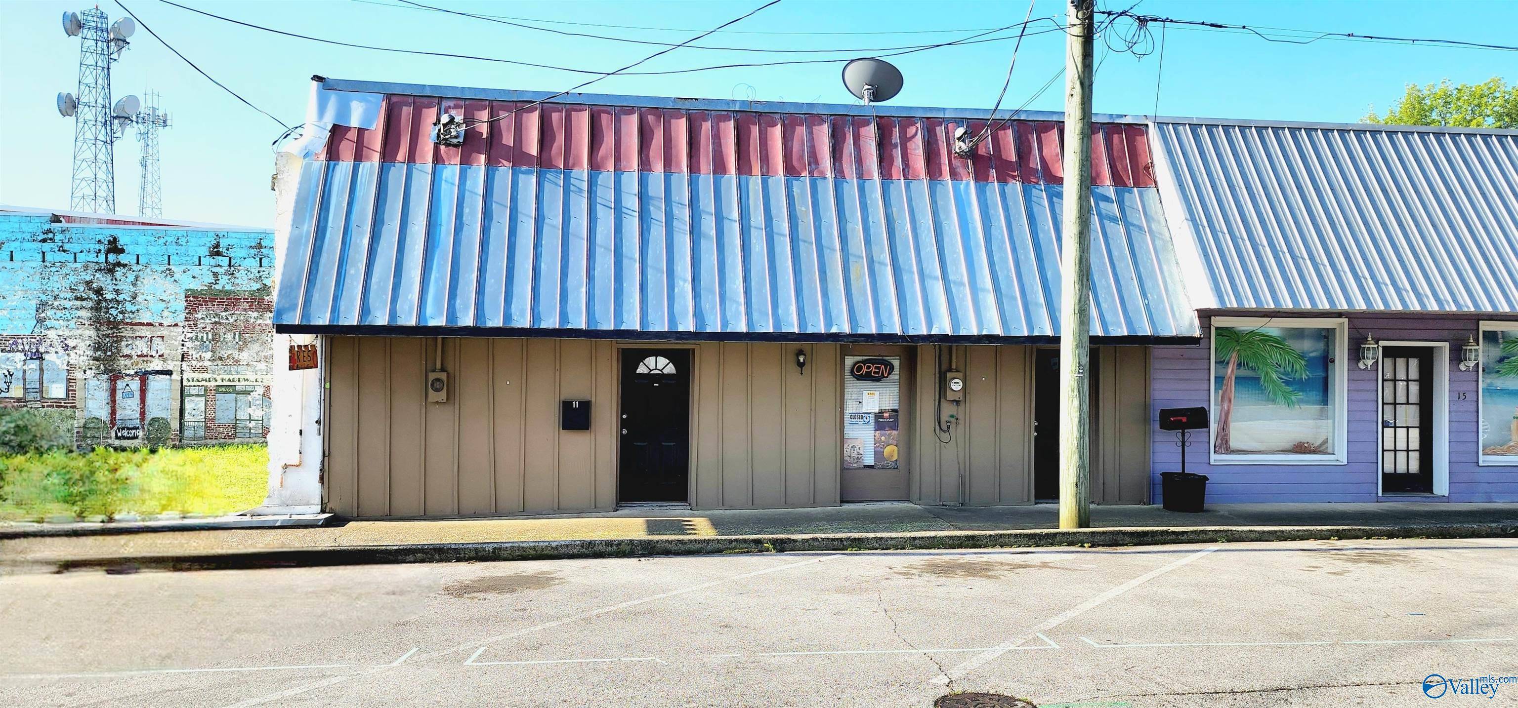 Arab, AL 35016,11 1st Street NW