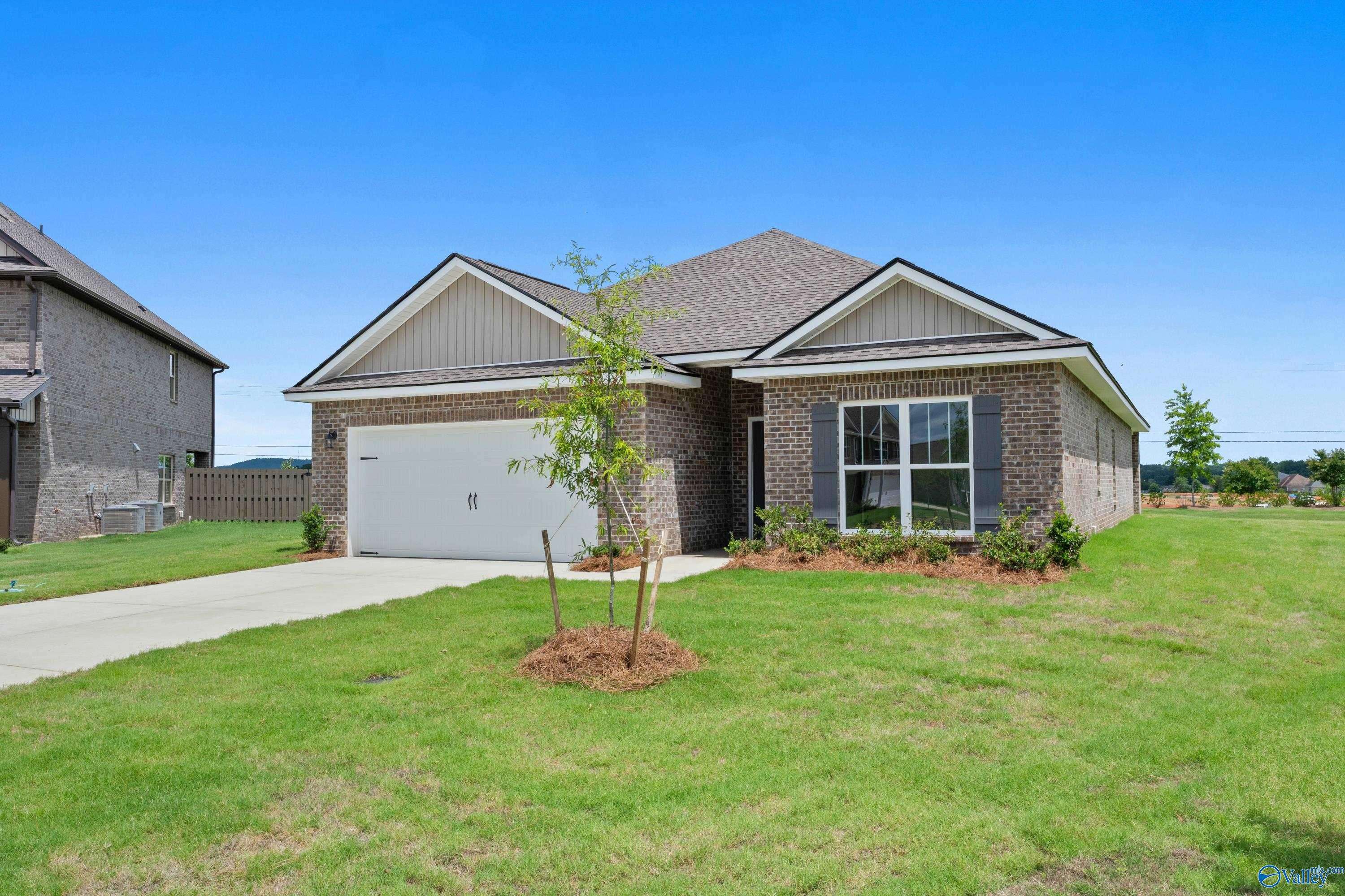 Harvest, AL 35749,29564 Canoe Circle