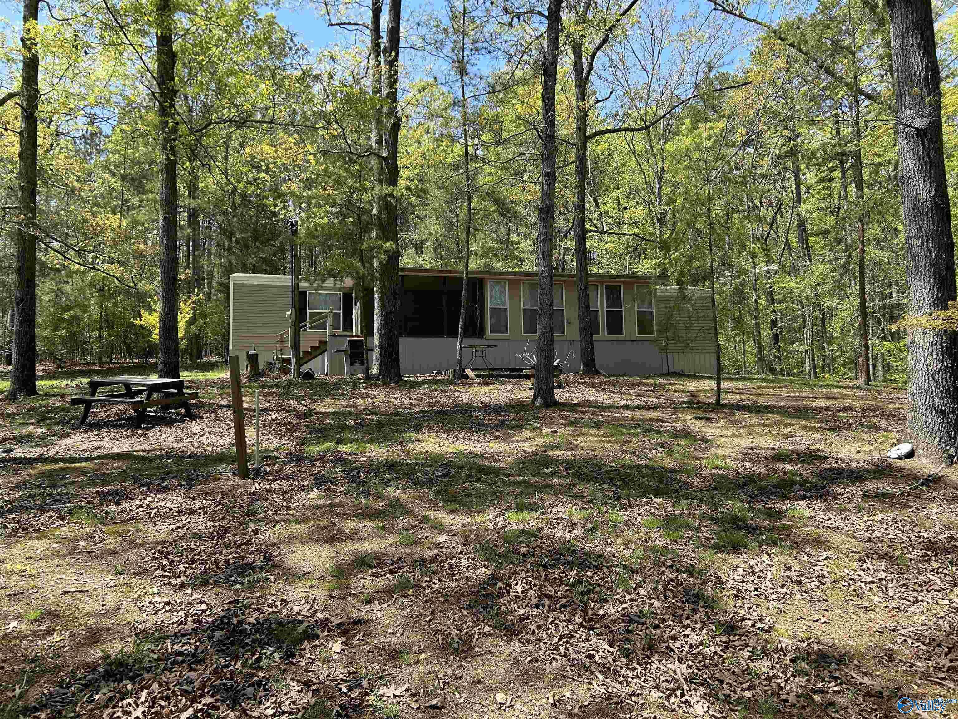 Cedar Bluff, AL 35959,1045 County Road 732