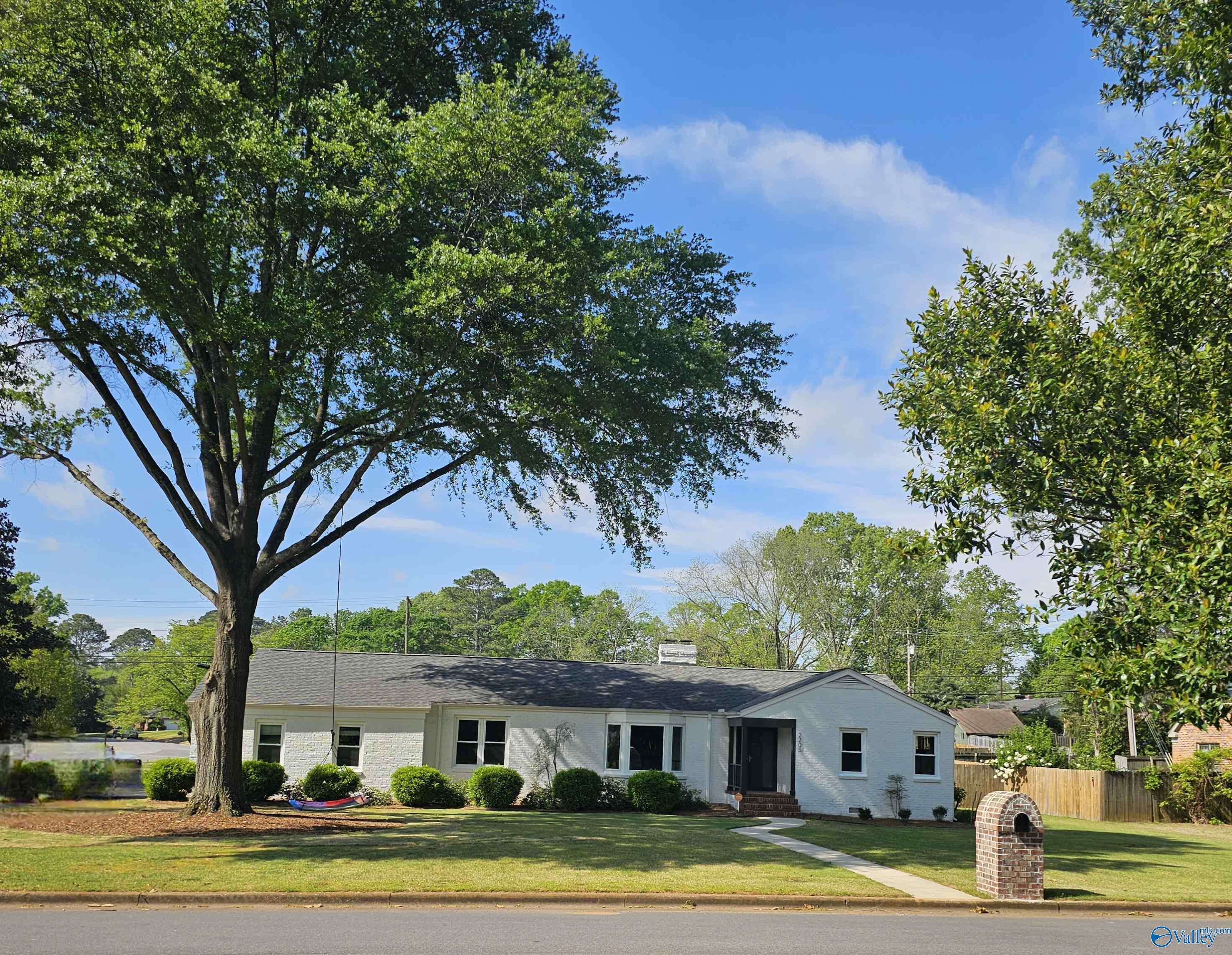 Decatur, AL 35601,2205 Pennylane SE
