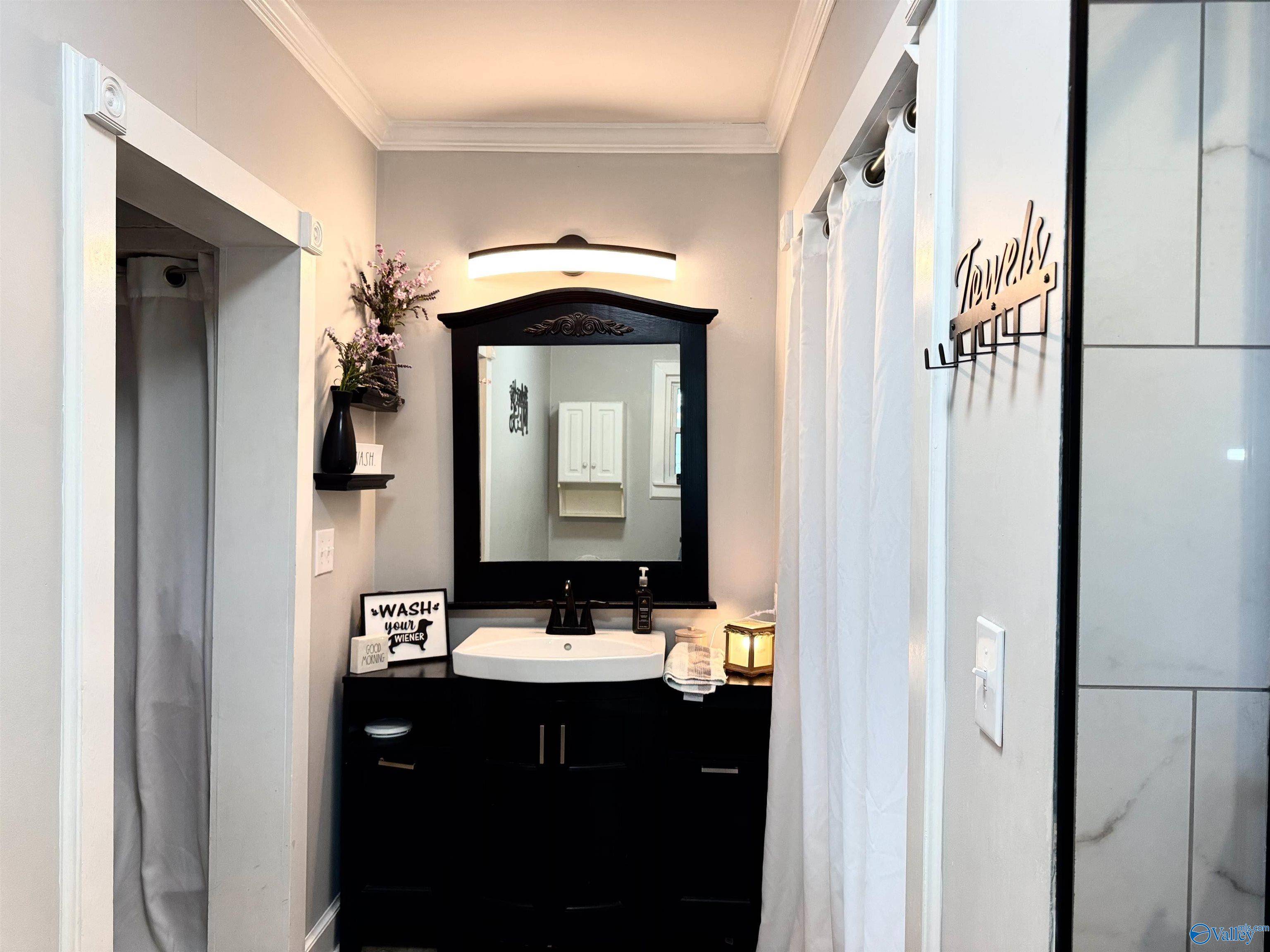 Albertville, AL 35950,205 E Alabama Avenue E