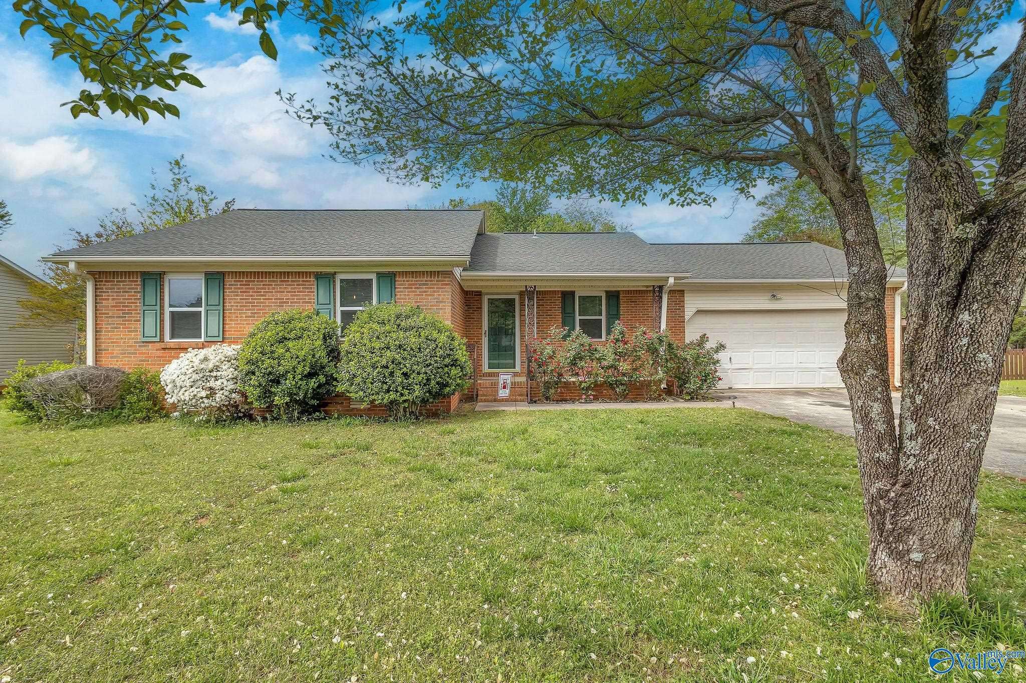 Huntsville, AL 35811,105 Allenwood Drive