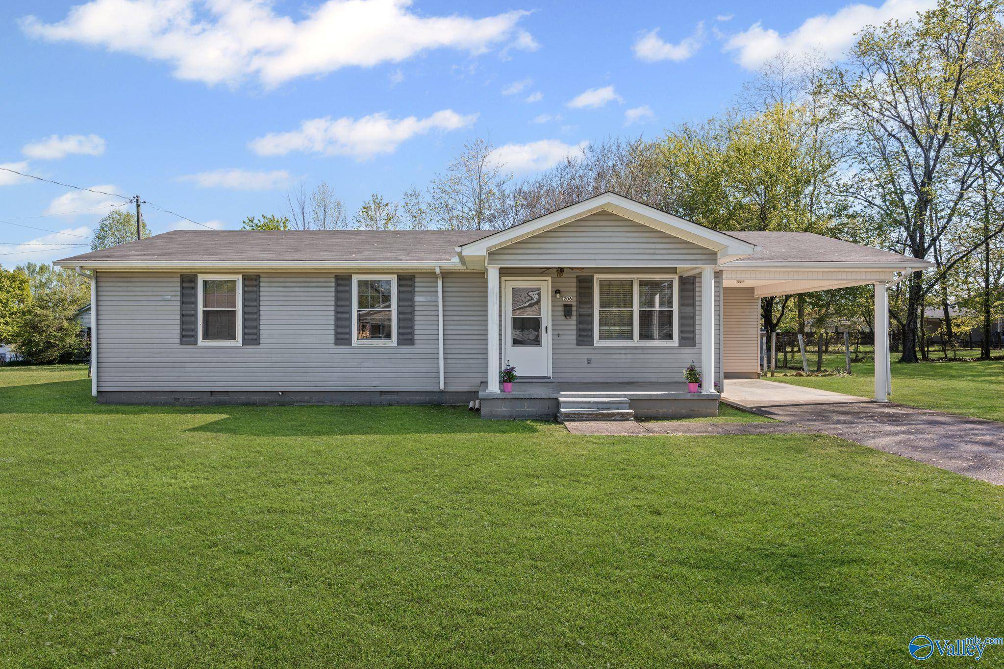 Athens, AL 35611,206 Chestnut Street