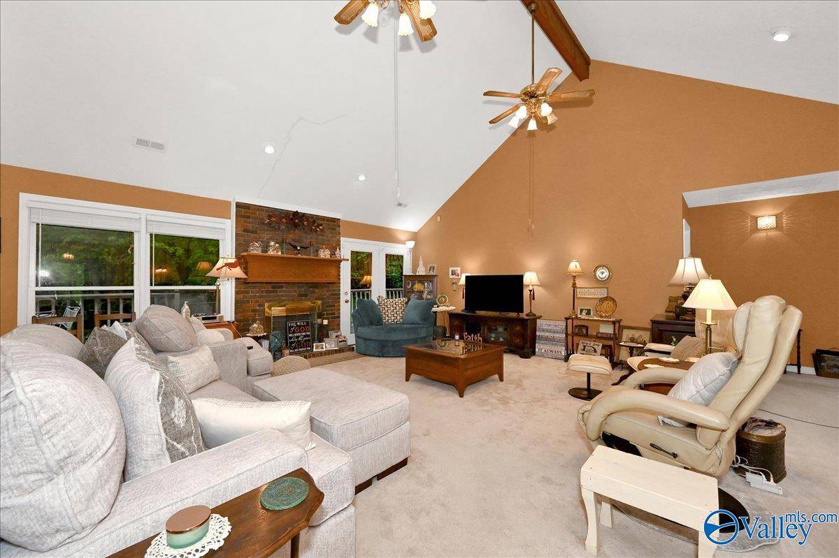 Decatur, AL 35603,4602 W Pleasant Acres Drive