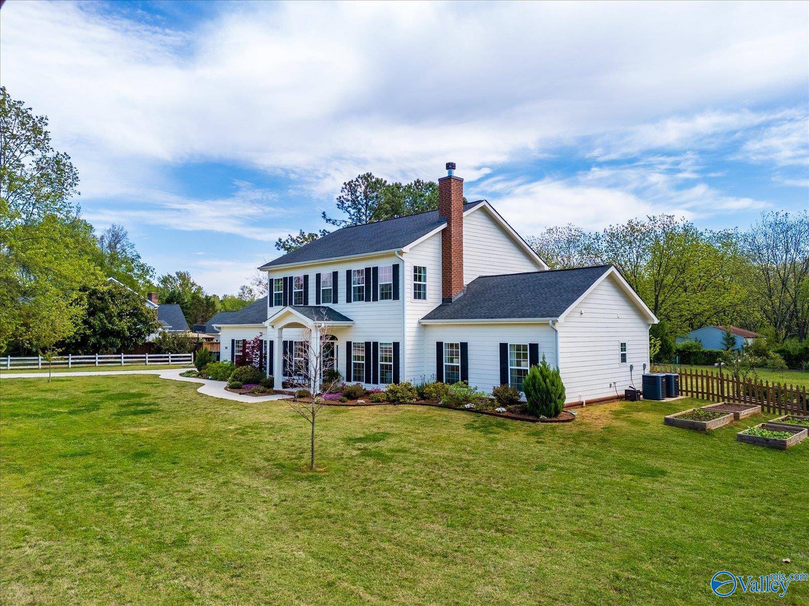 Huntsville, AL 35806,205 Lofton Road NW