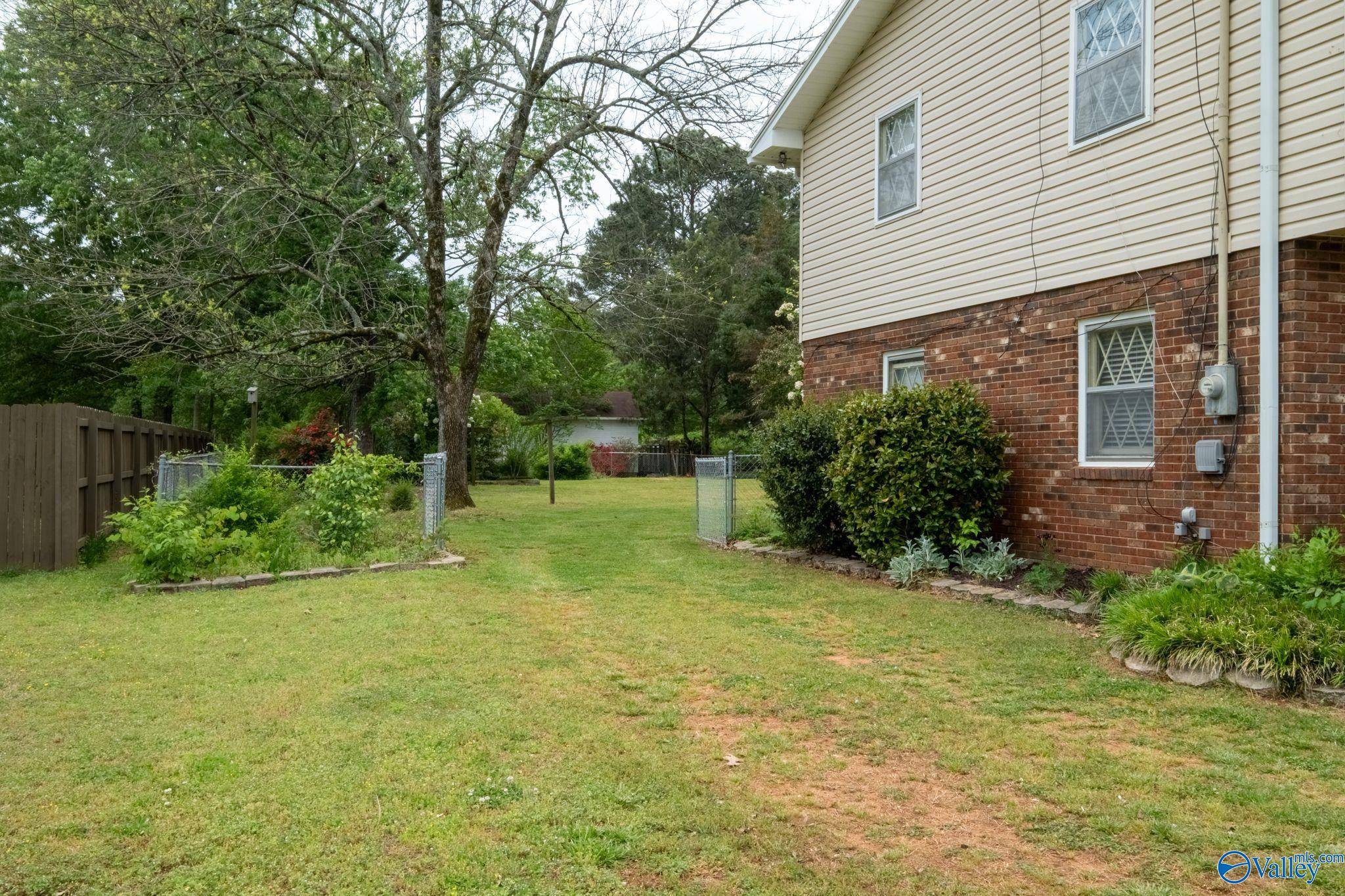 Scottsboro, AL 35769,222 Lakewood Drive