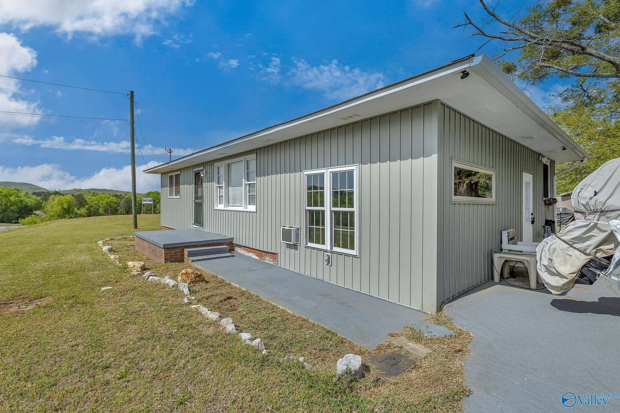 Gadsden, AL 35903,3730 Mclain Street N