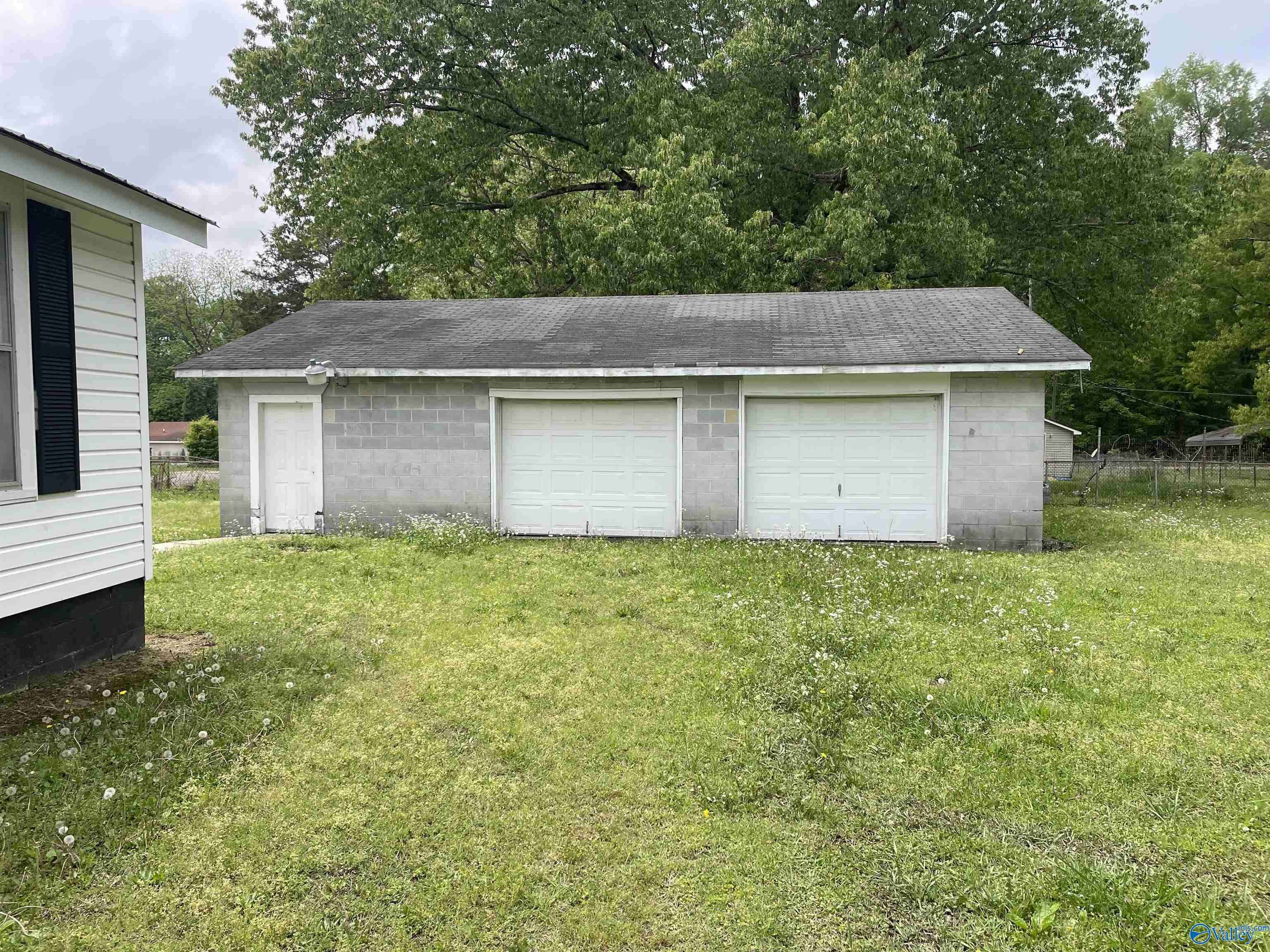 Gadsden, AL 35901,1319 Crest Avenue #1
