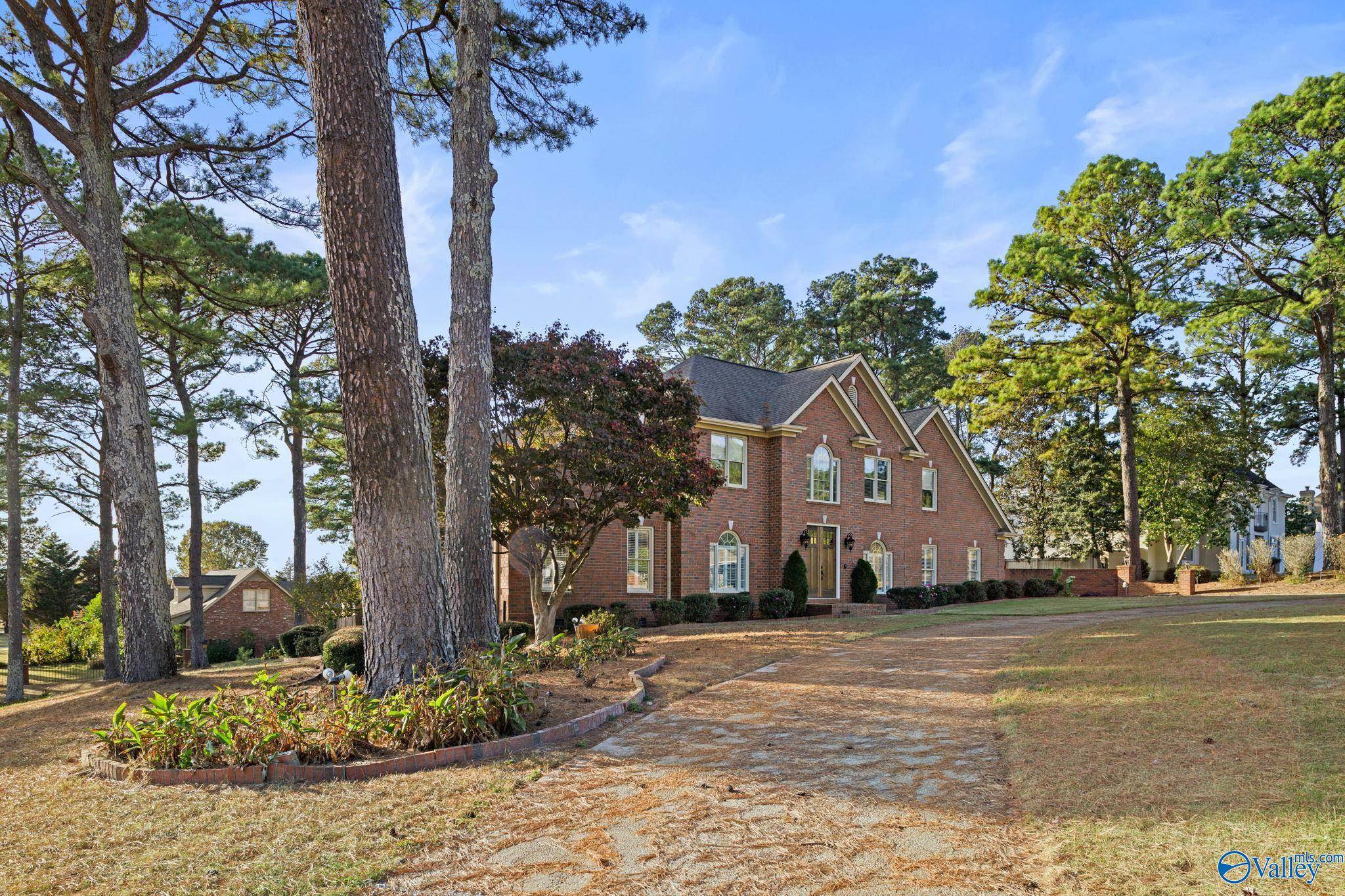 Killen, AL 35645,1658 Country Club Drive