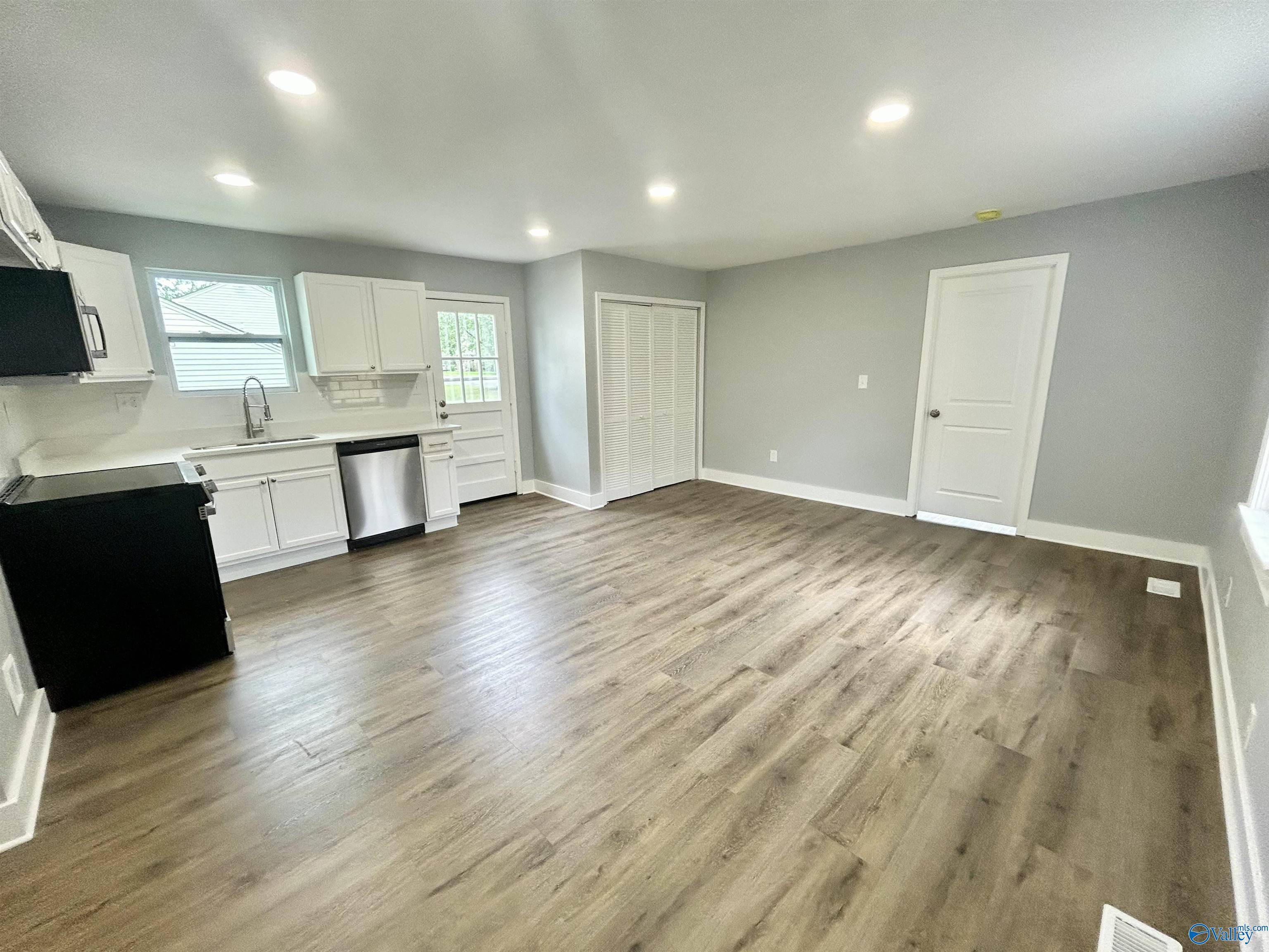 Decatur, AL 35601,1215 Jackson Street SE