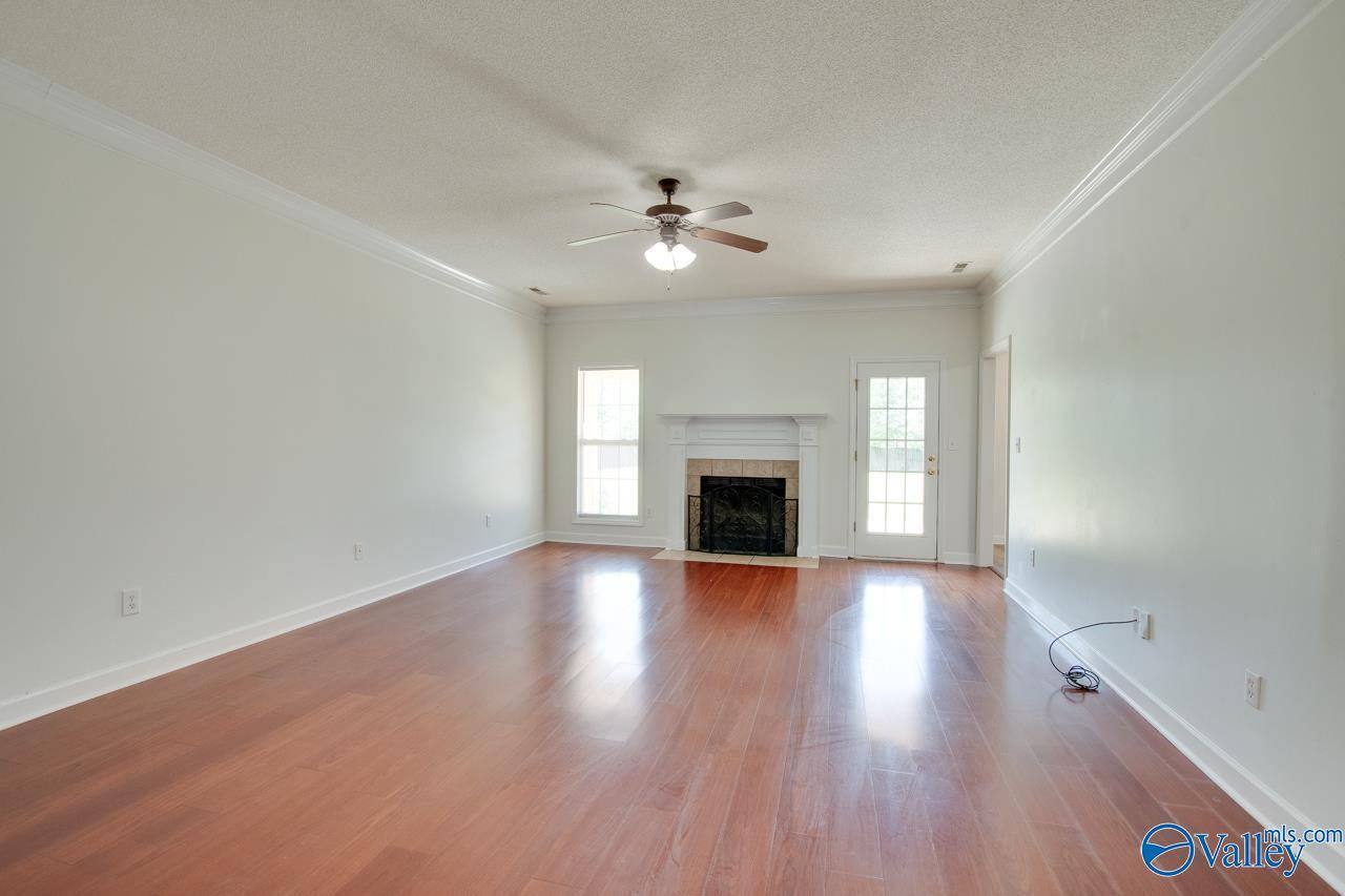 Huntsville, AL 35811,157 Oakcrest Road