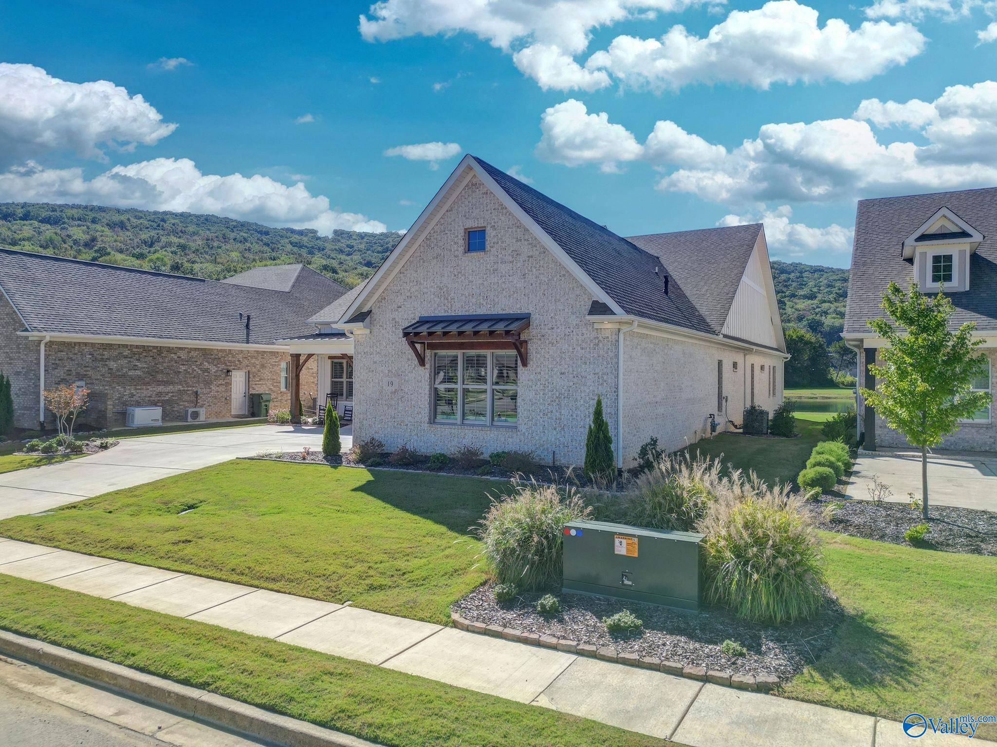 Huntsville, AL 35748,19 Lylas Gate Place