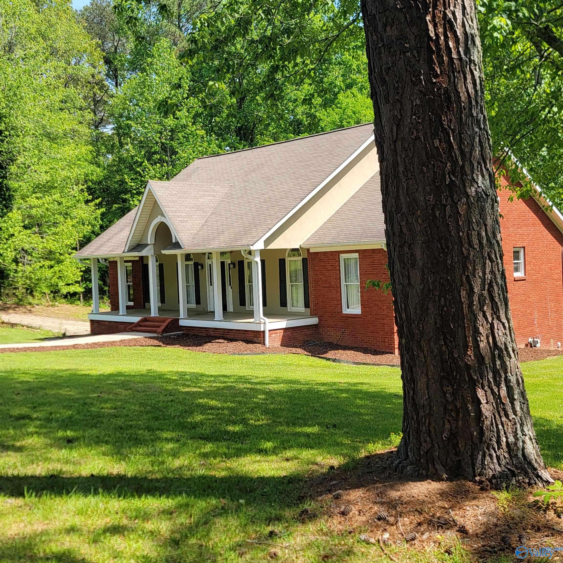 Arab, AL 35016,2340 Pine Lake Trail