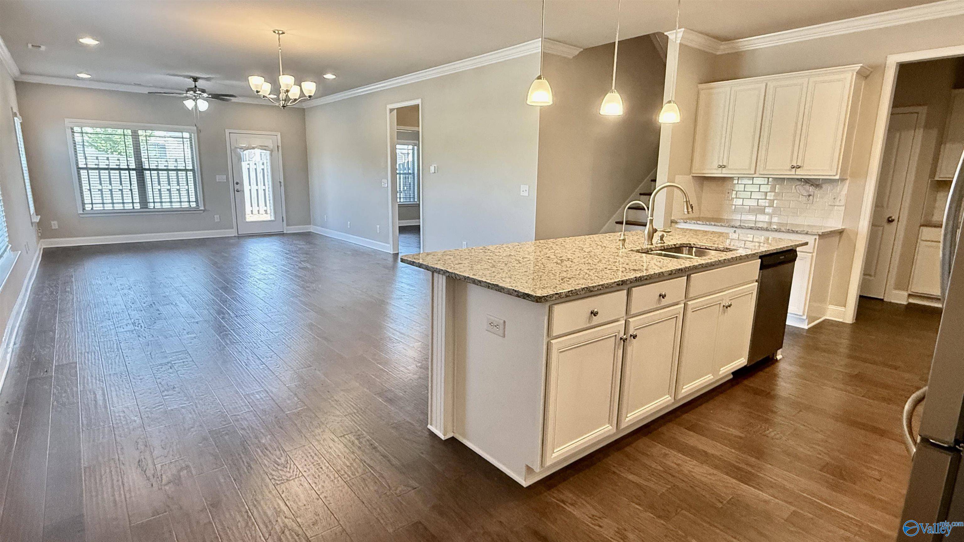 Huntsville, AL 35824,19 Winter King Drive