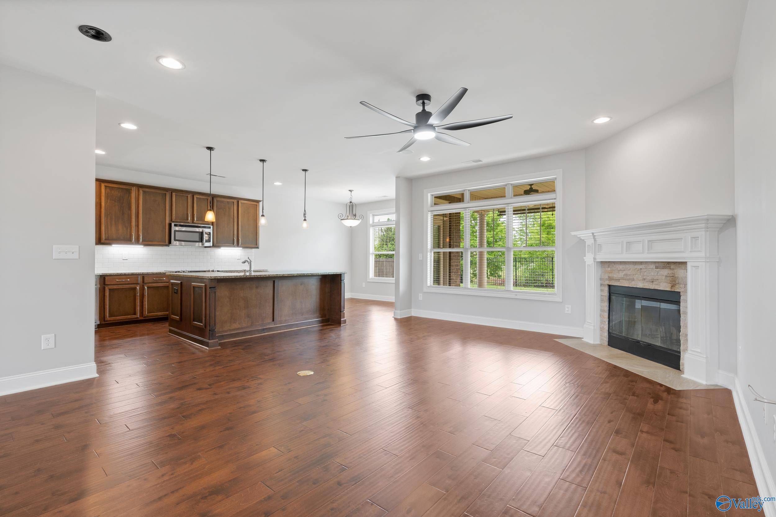 Meridianville, AL 35759,105 Brentstone Way