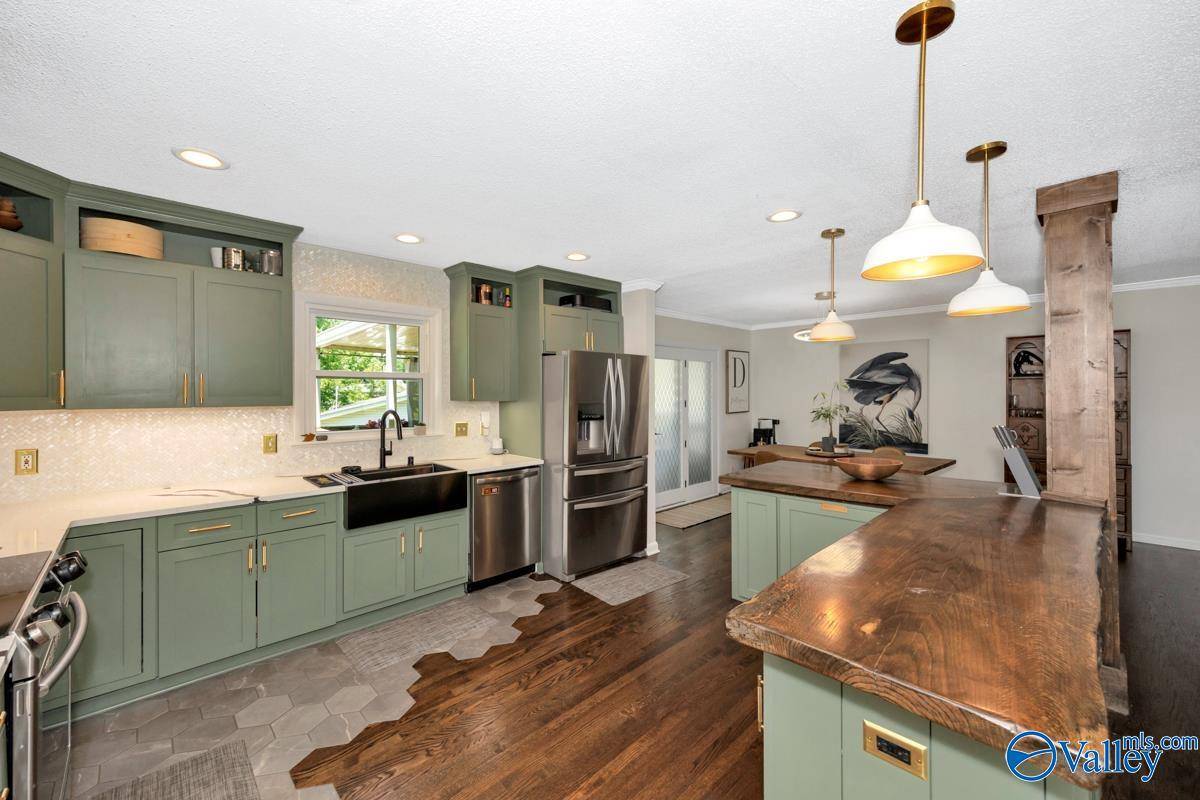 Huntsville, AL 35803,620 Valley View Terrace SE