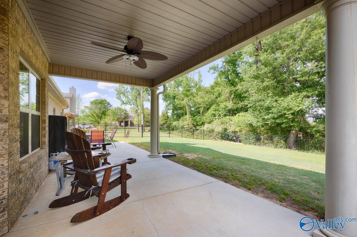 Owens Cross Roads, AL 35763,7311 Sanctuary Cove Drive SE