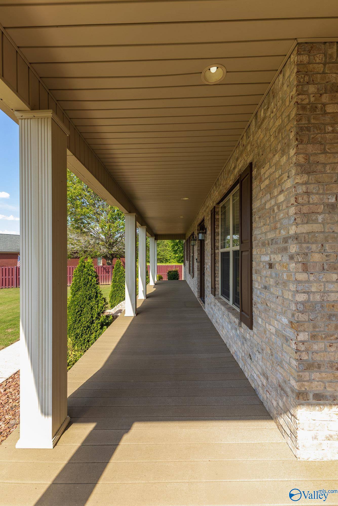 Athens, AL 35613,14690 Birchbark Street