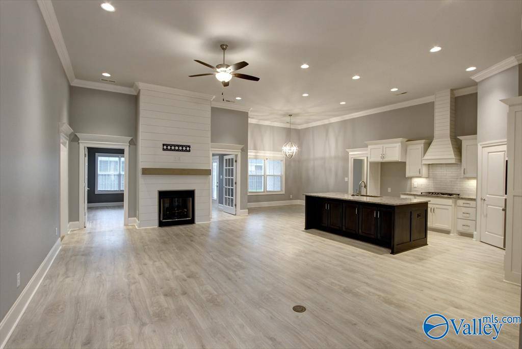 Athens, AL 35613,26415 Birkshire Lane