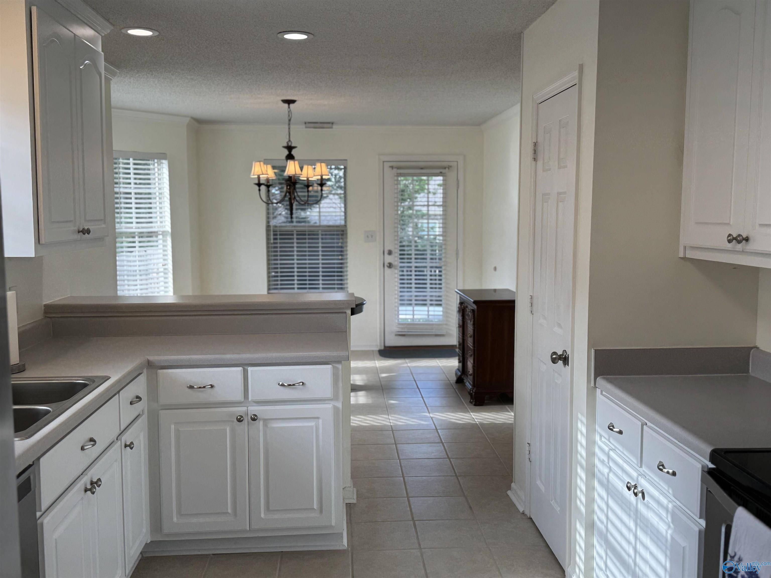 Huntsville, AL 35803,2514 Quail Ridge Lane